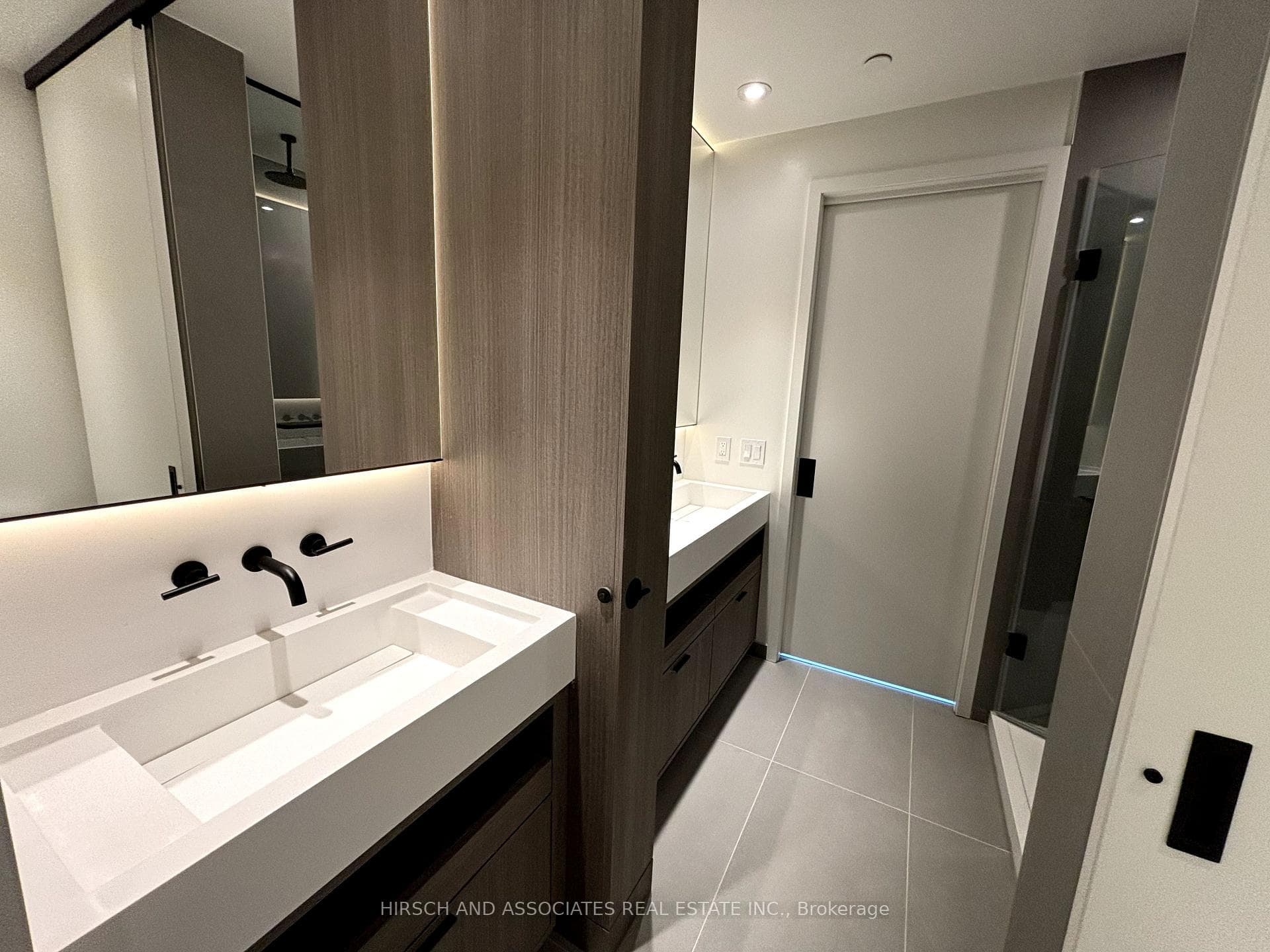 55 Charles Street Unit 2401 photo 32