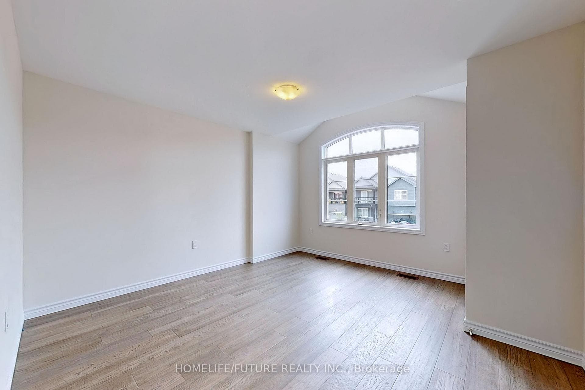 618 Lemay Grove photo 37