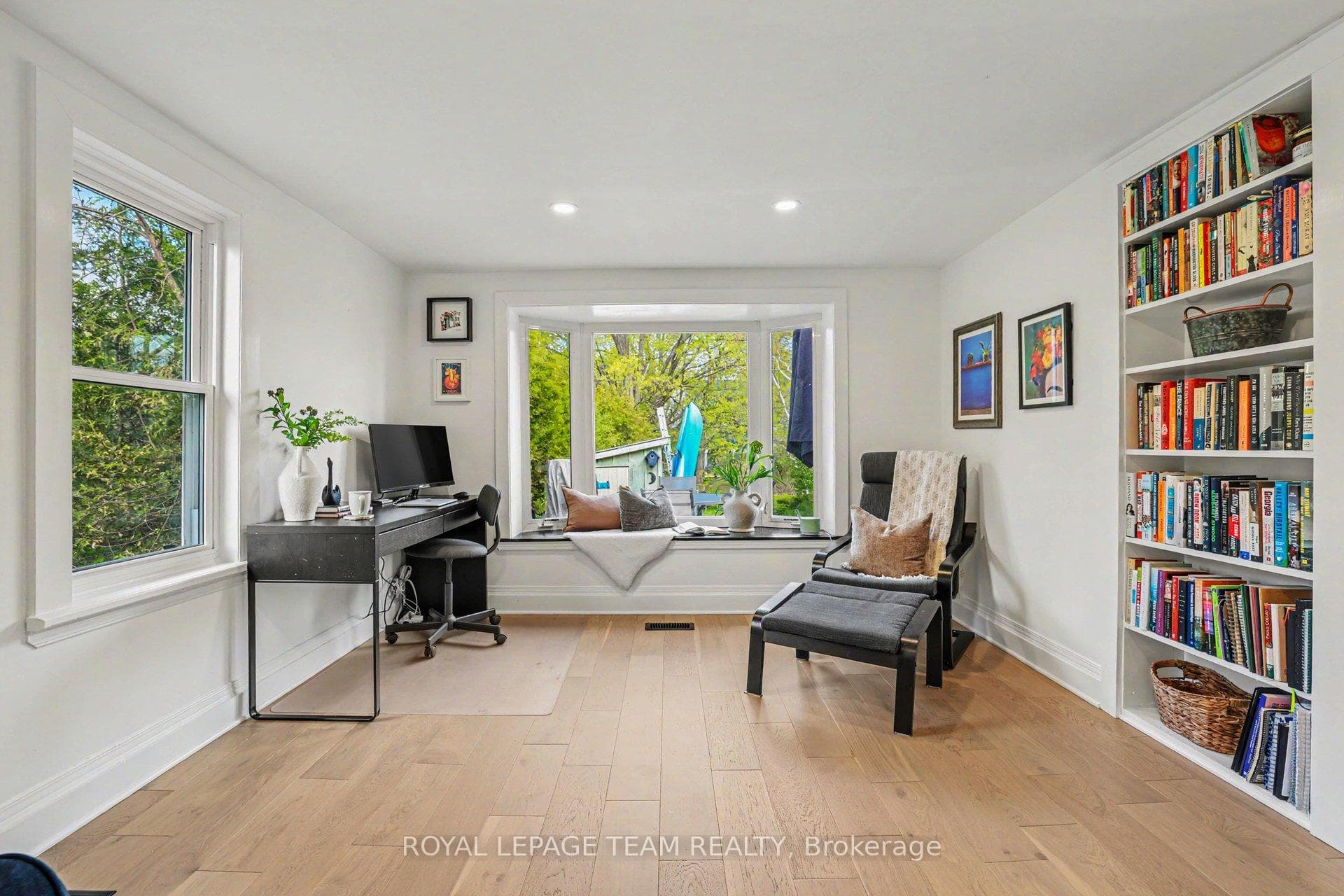 93 Queen Street photo 17