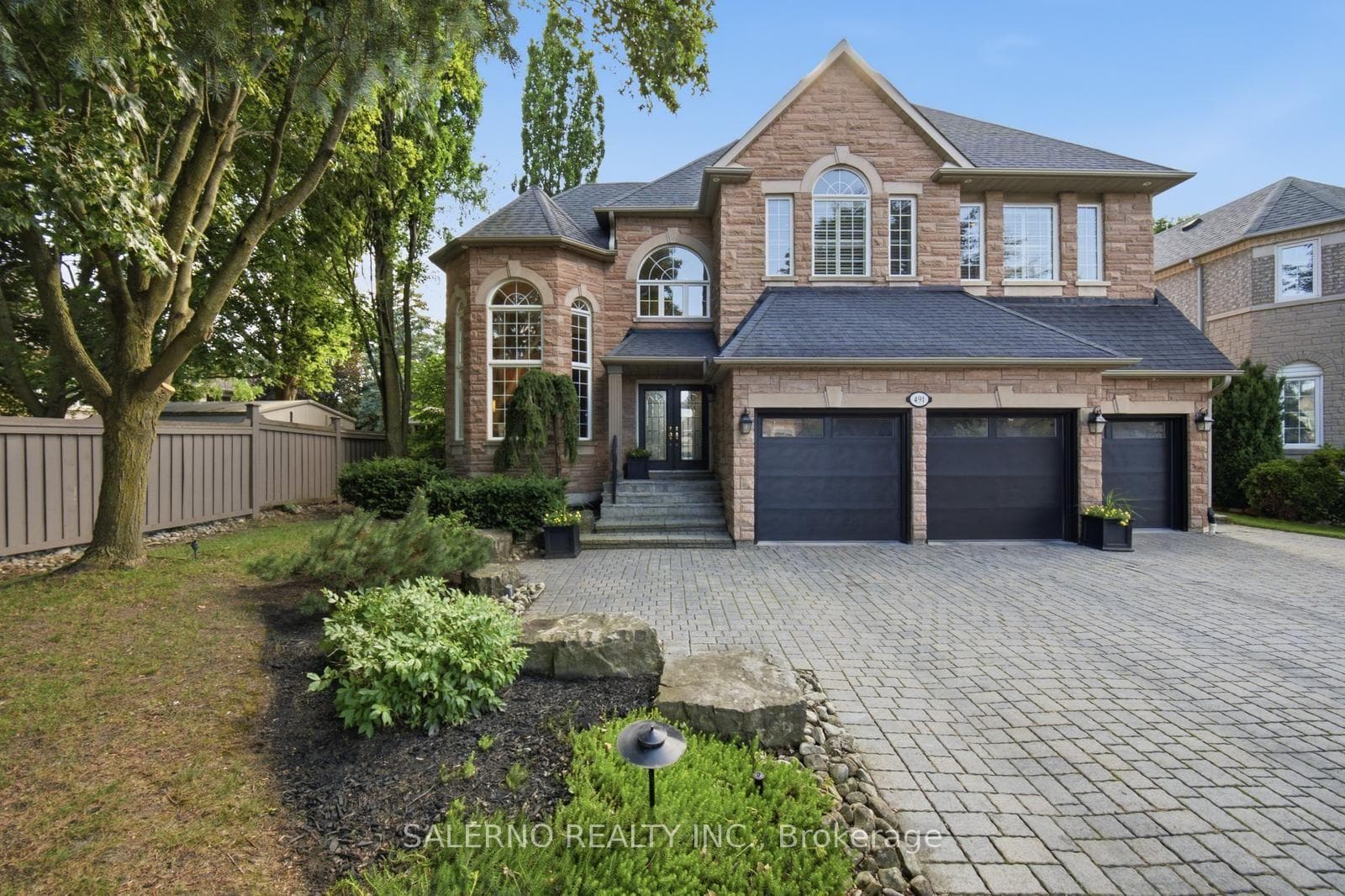 491 Westridge Drive photo 4