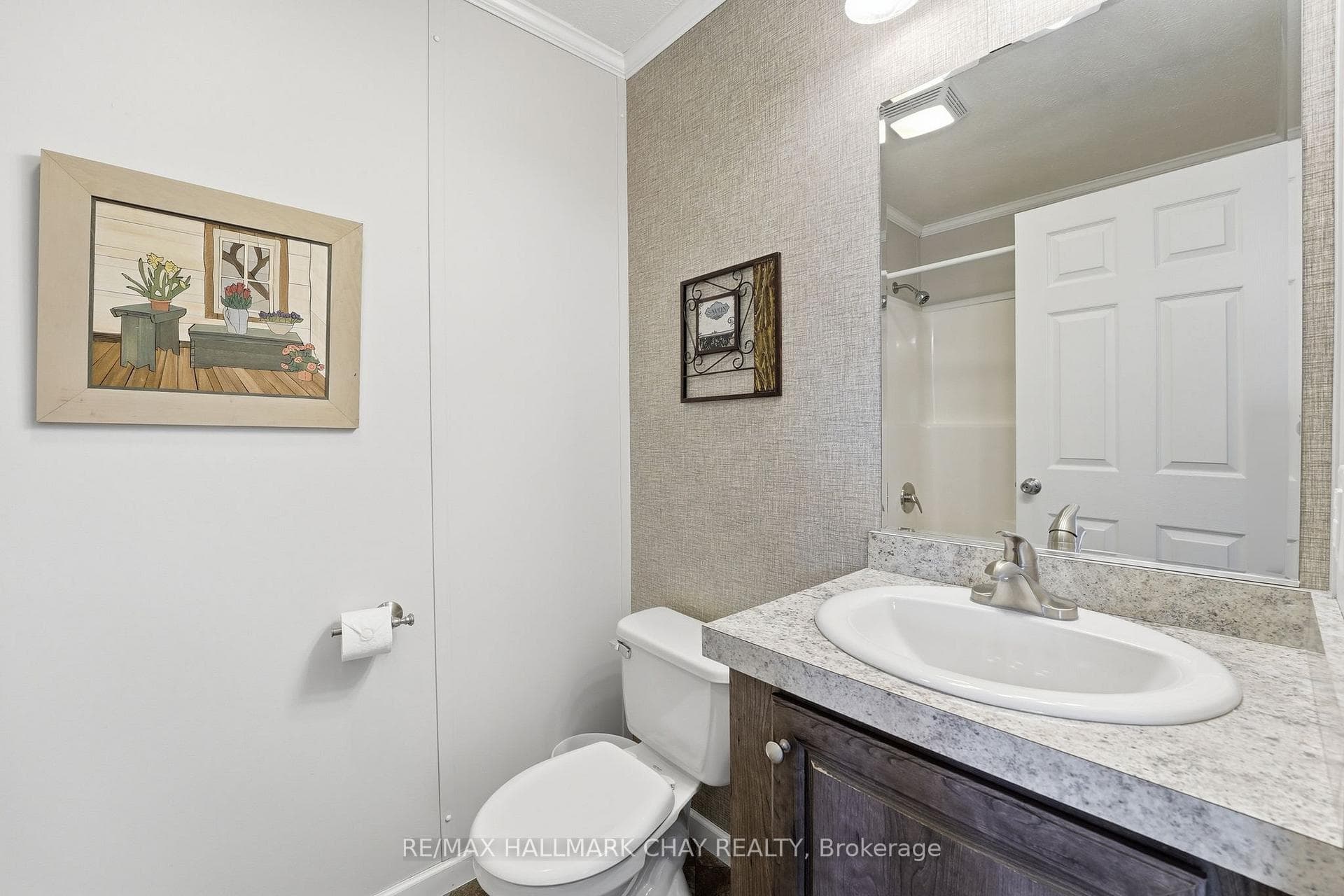 1298 Hilltop Road photo 11