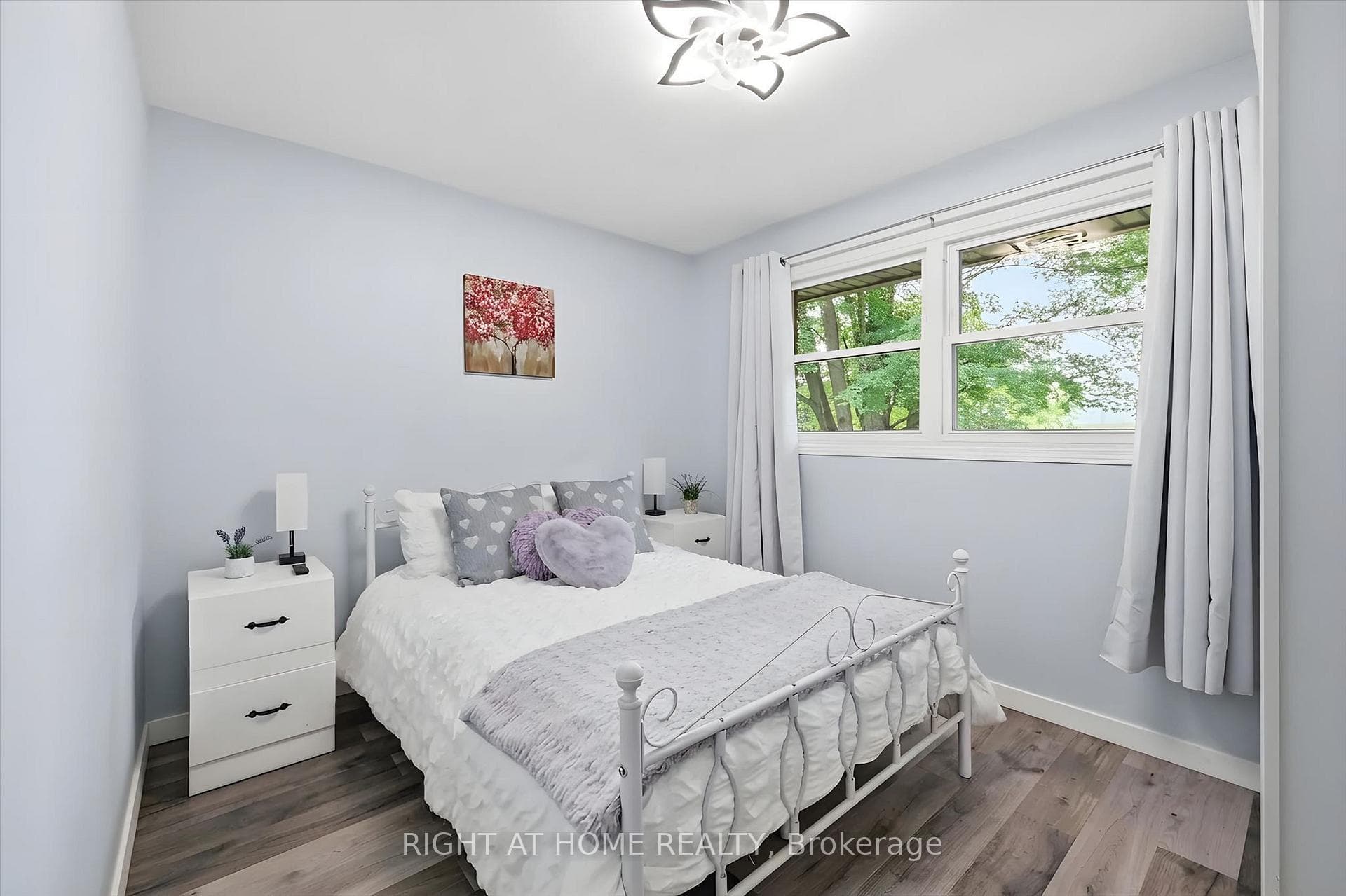 263 Weir's Lane photo 17