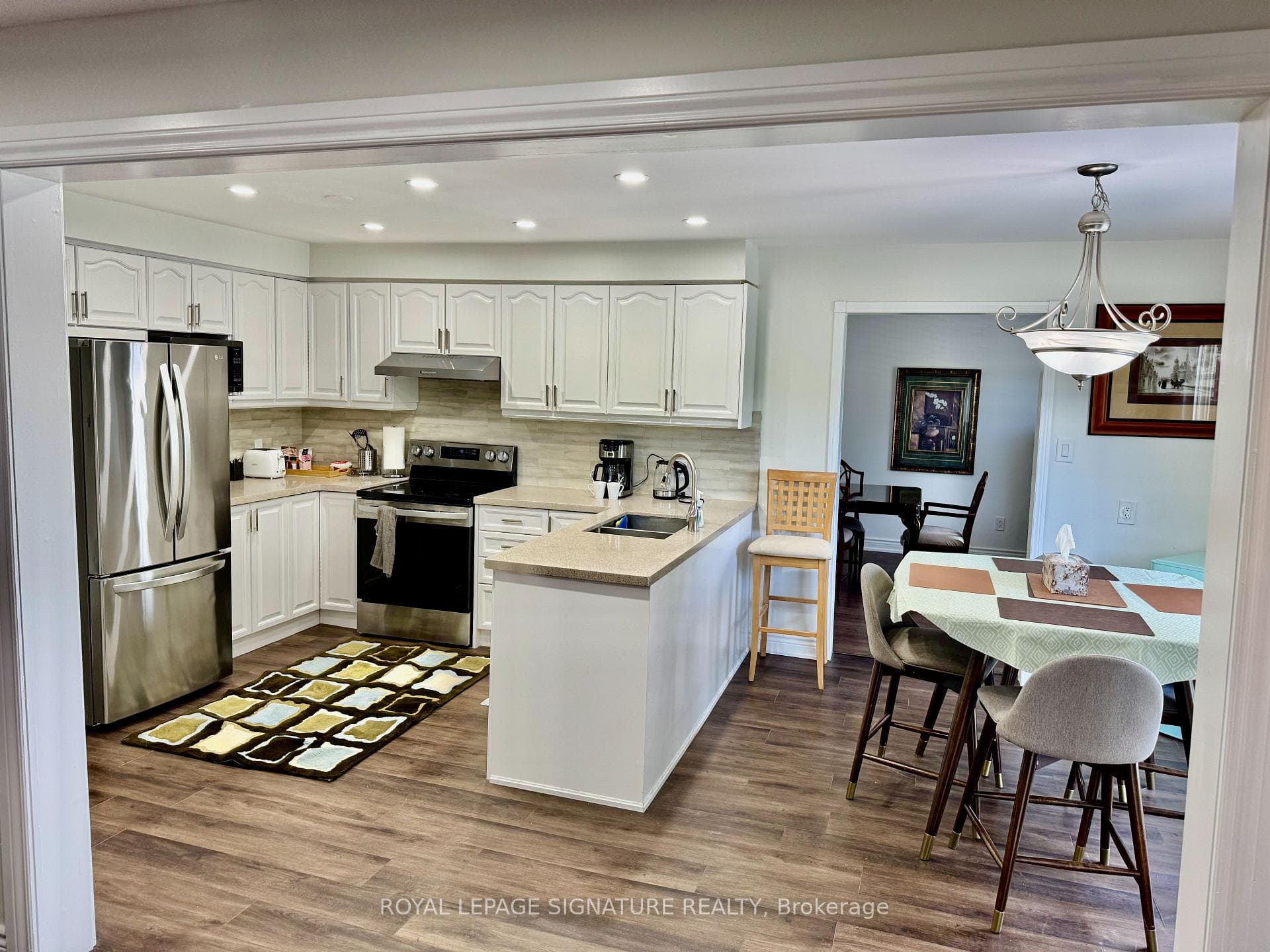 1813 Spruce Hill Road photo 12