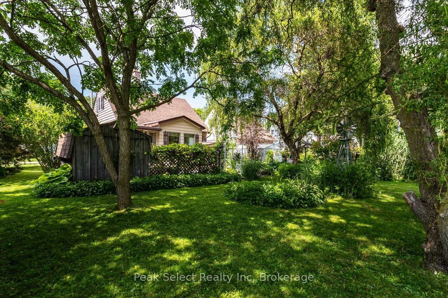 189 Brydges Street photo 27