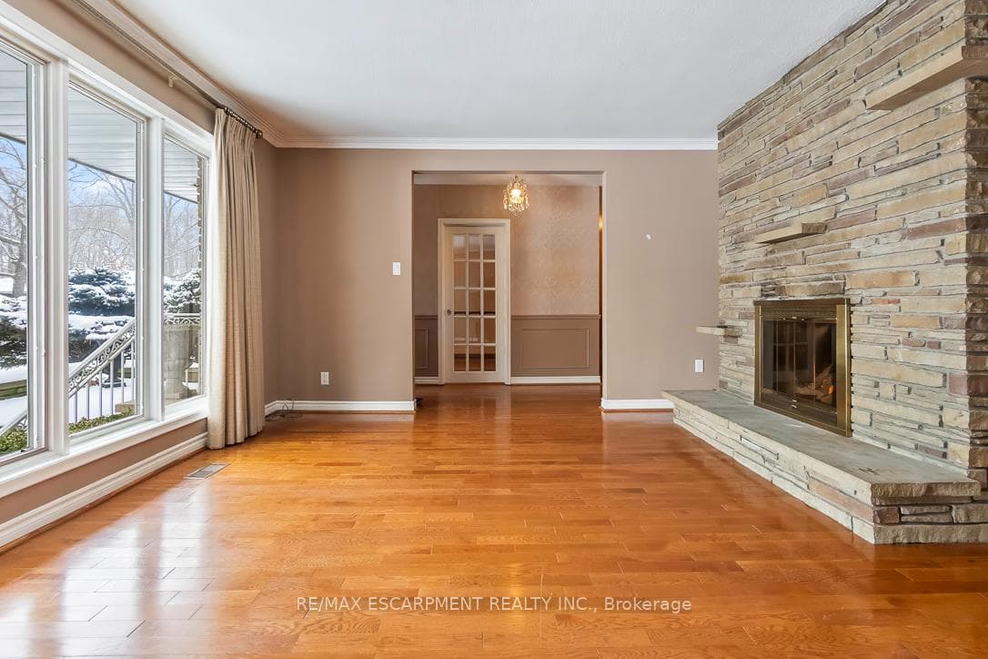 1520 Camelford Drive photo 11