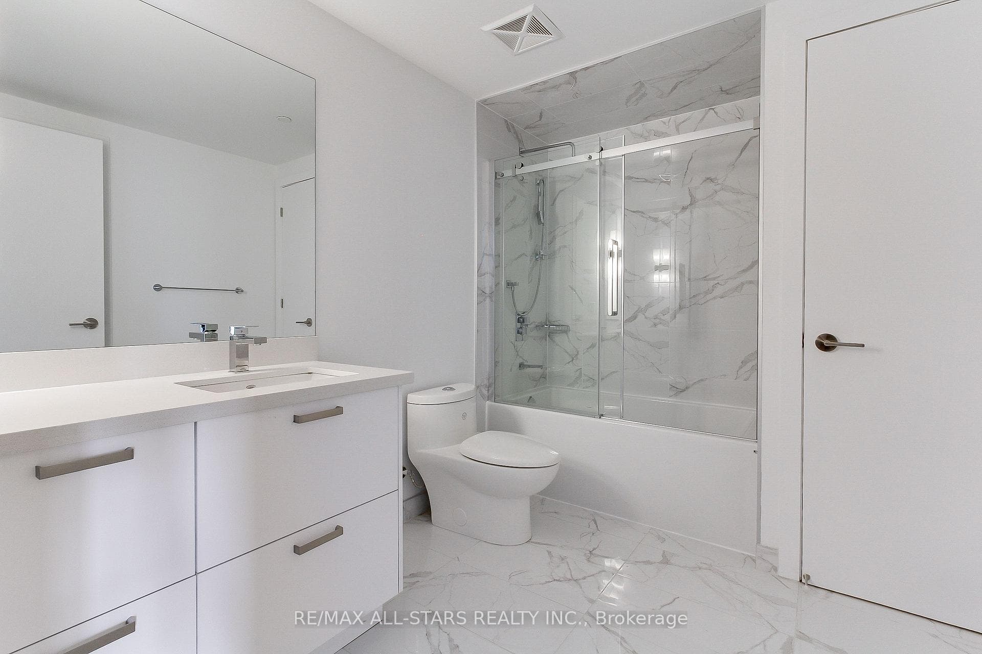 2 Teagarden Court Unit 303 photo 23