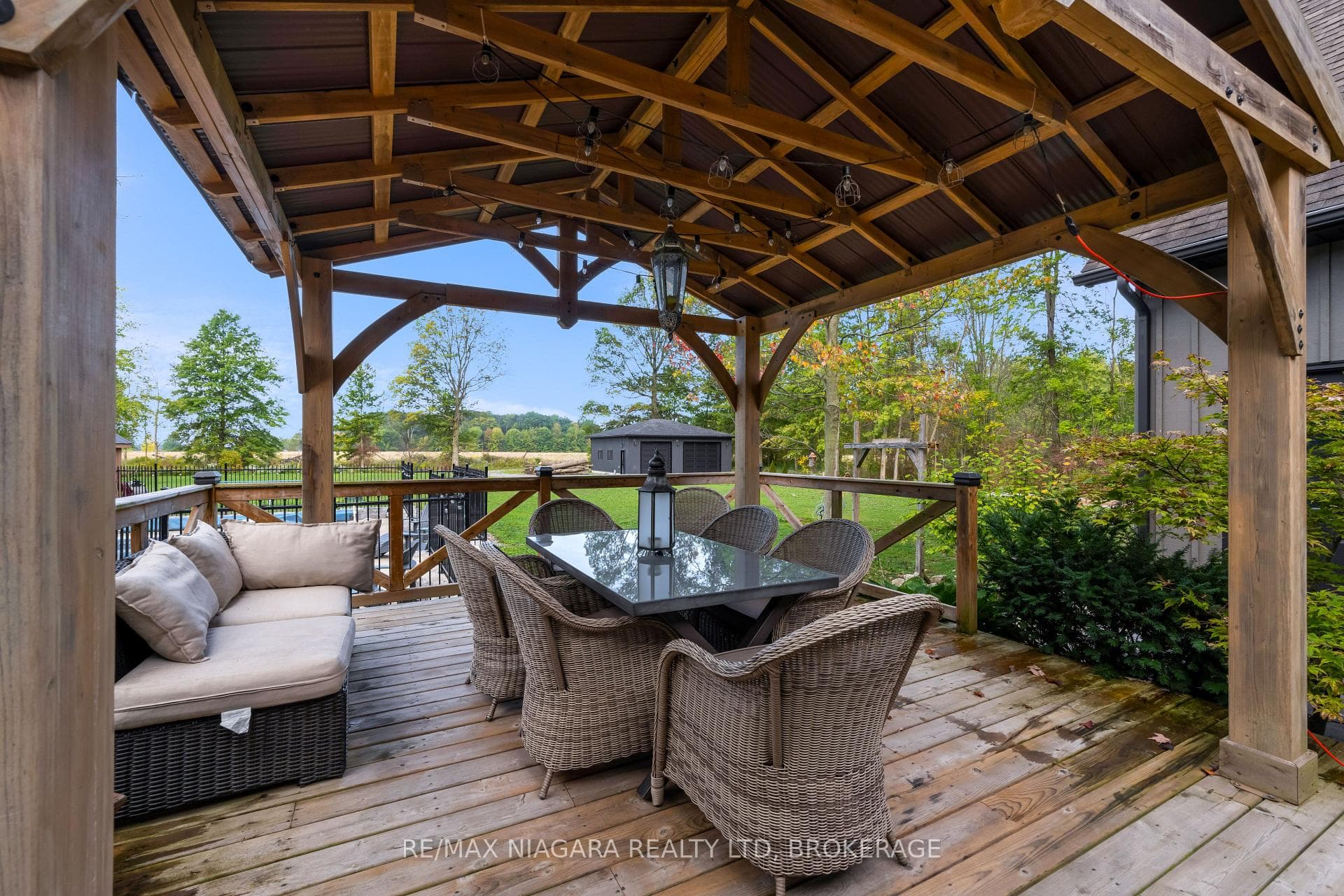 covered gazebo