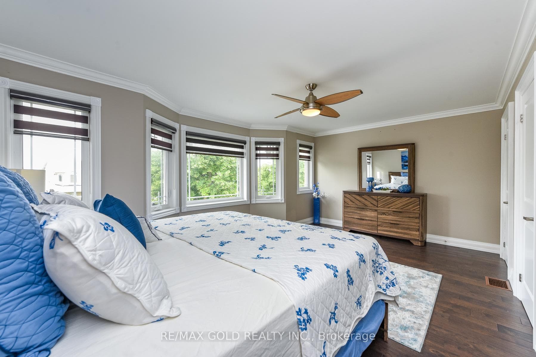 72 Rainforest Drive photo 32