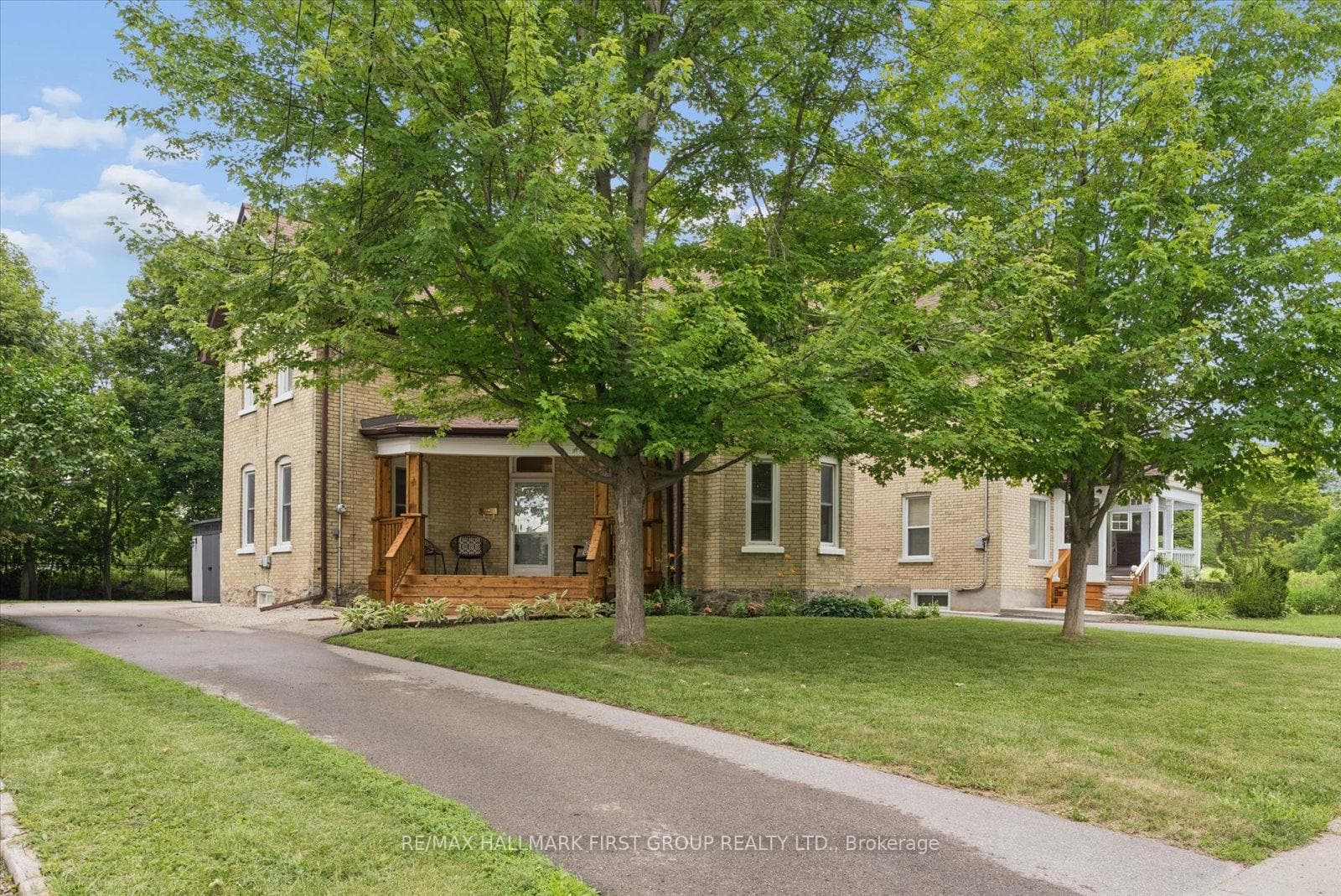 33 Adelaide Street photo 46