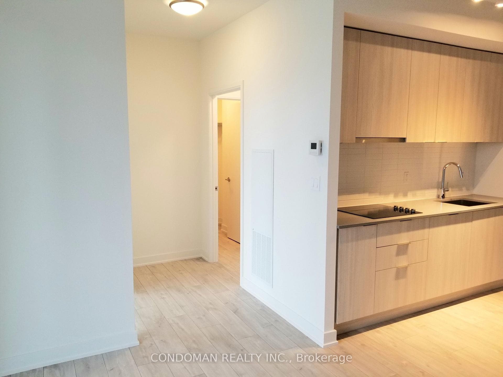 576 Front Street Unit 1407E photo 4