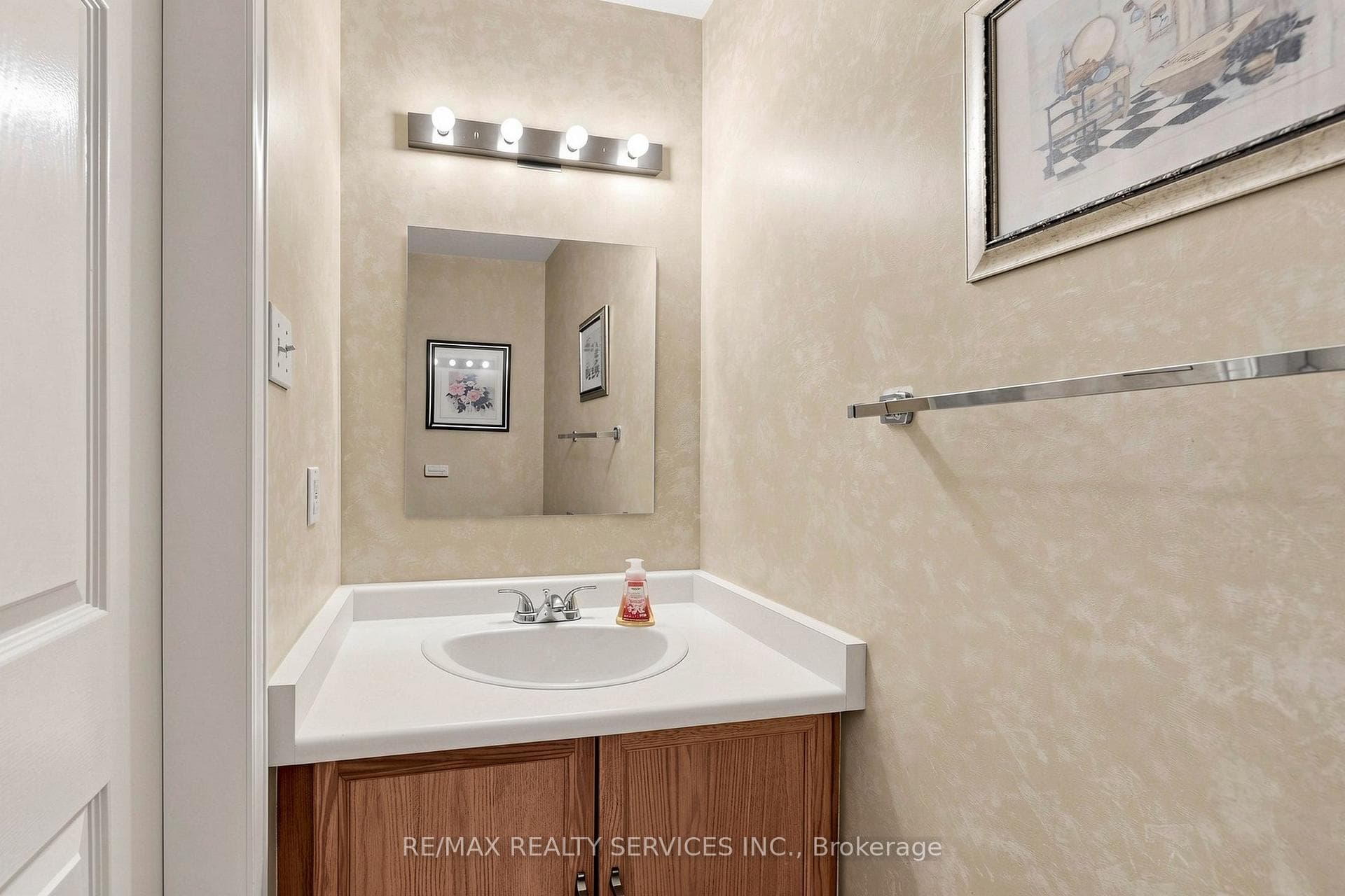 34 Granby Court photo 23