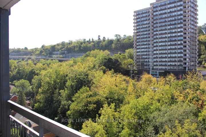 150 Charlton Avenue Unit 1507 photo 14