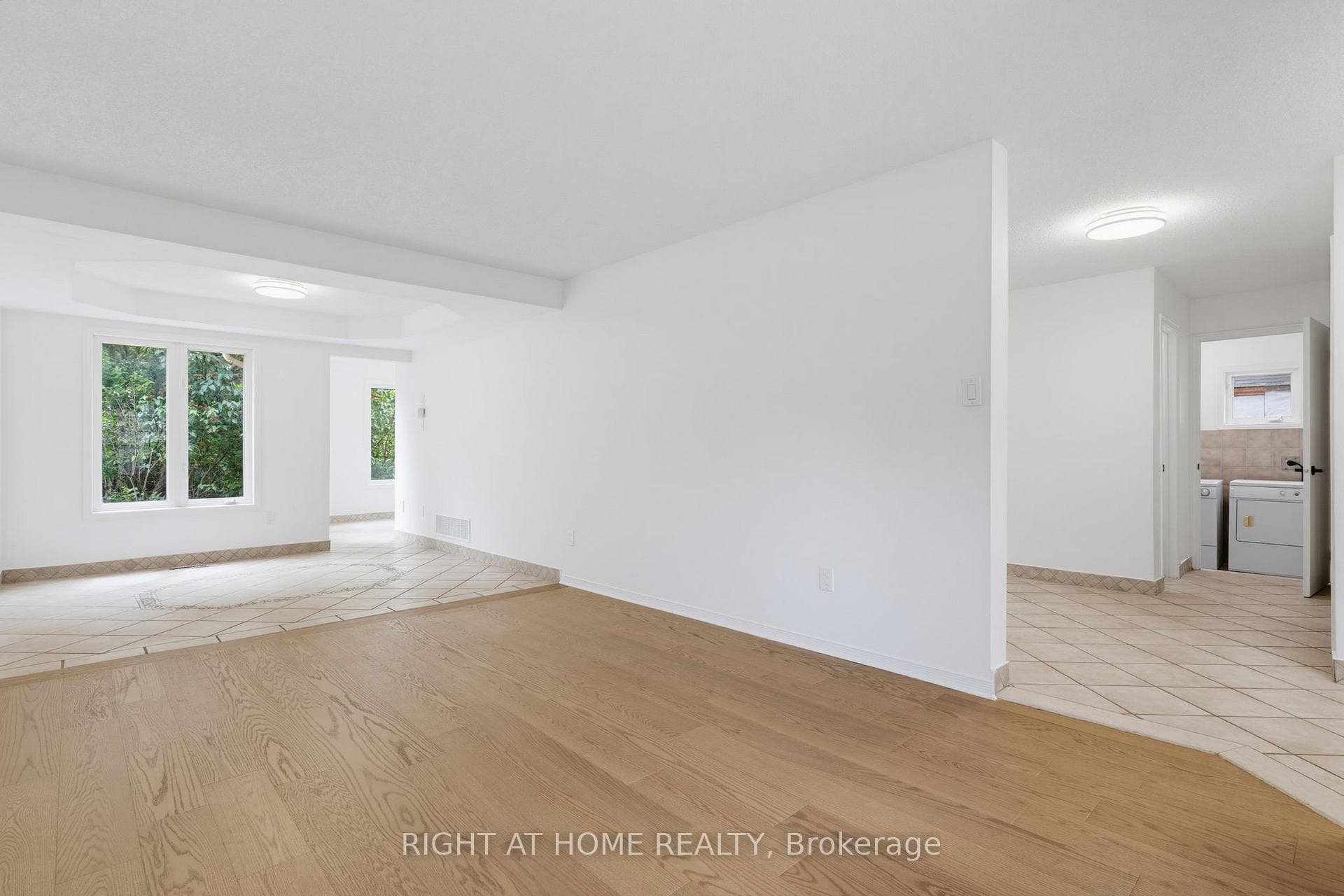 1087 Augustus Drive photo 21