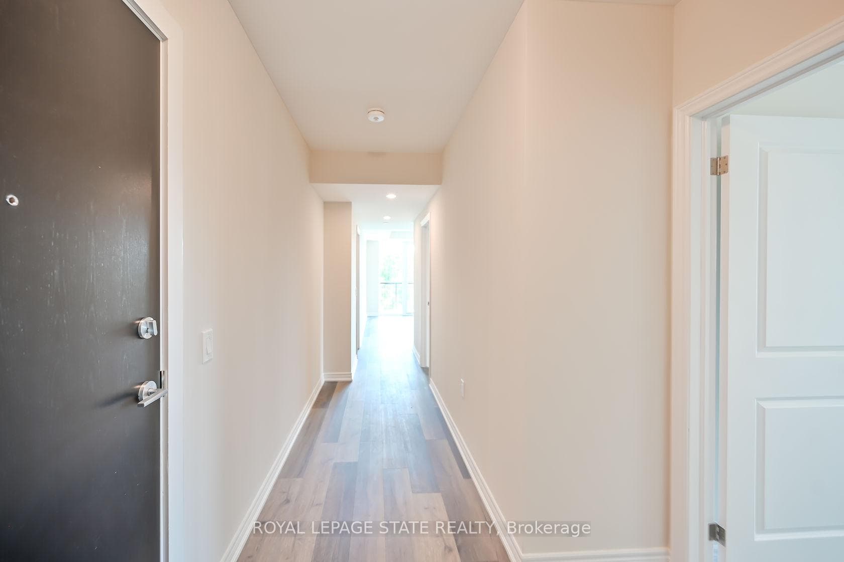 2750 King Street Unit 512 photo 37