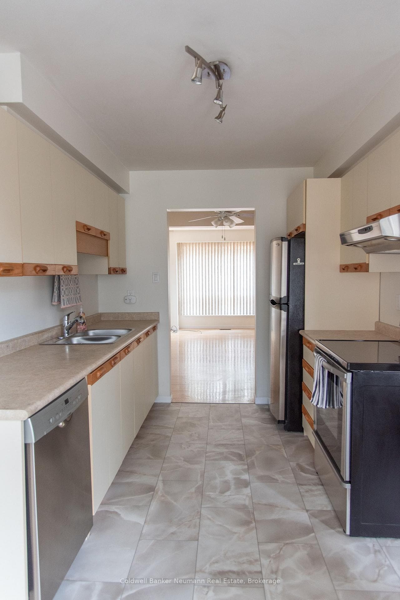 121 Bagot Street Unit 29 photo 4