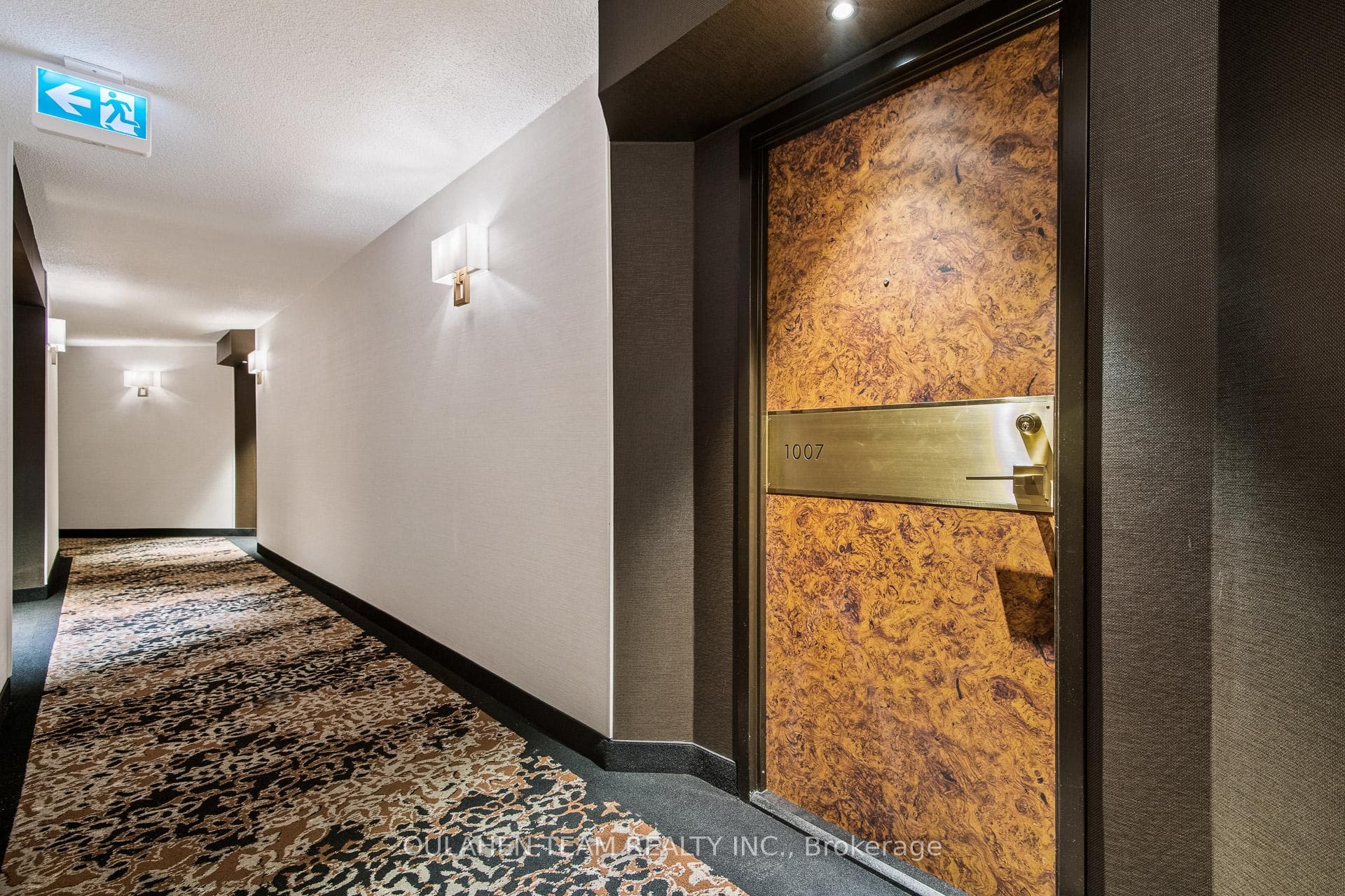10 Kenneth Avenue Unit 1007 photo 23