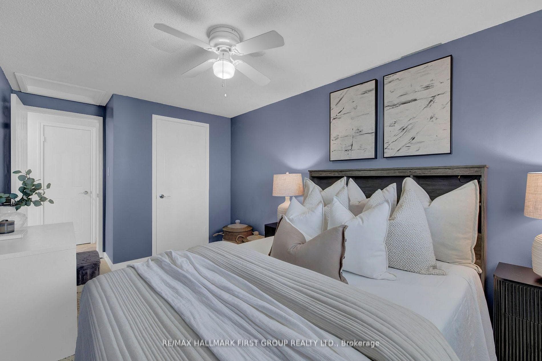 159 Sandringham Drive photo 22