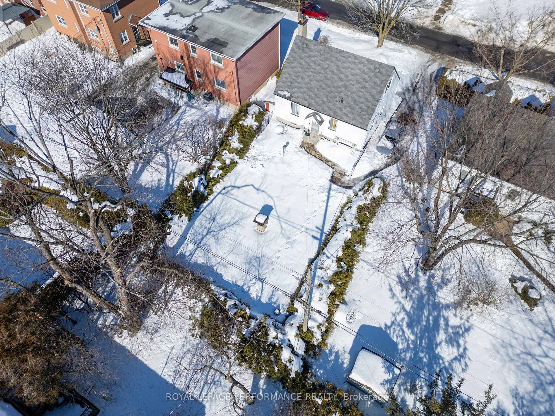 1084 Richard Avenue photo 31