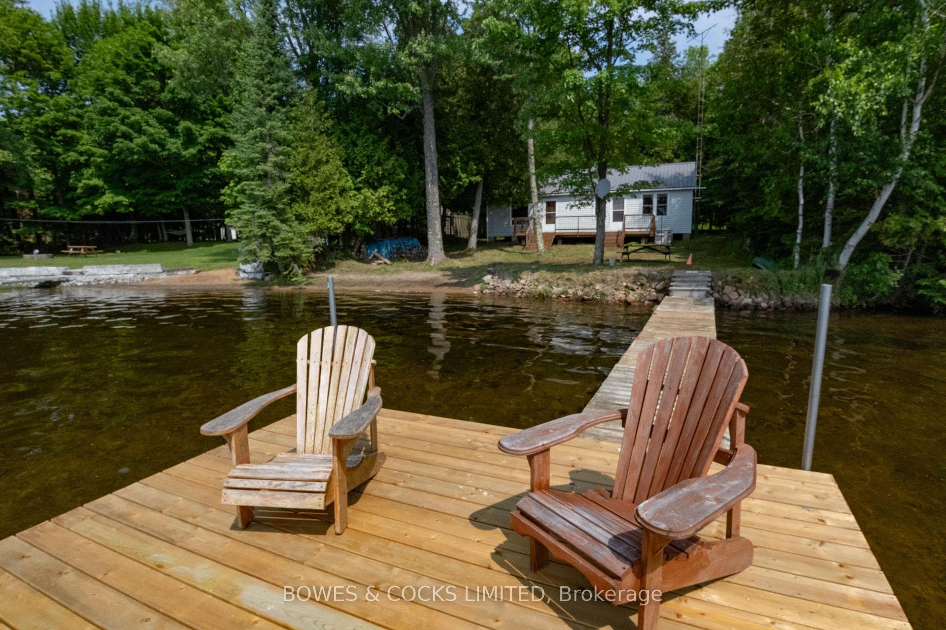 137 Beach Lane photo 1