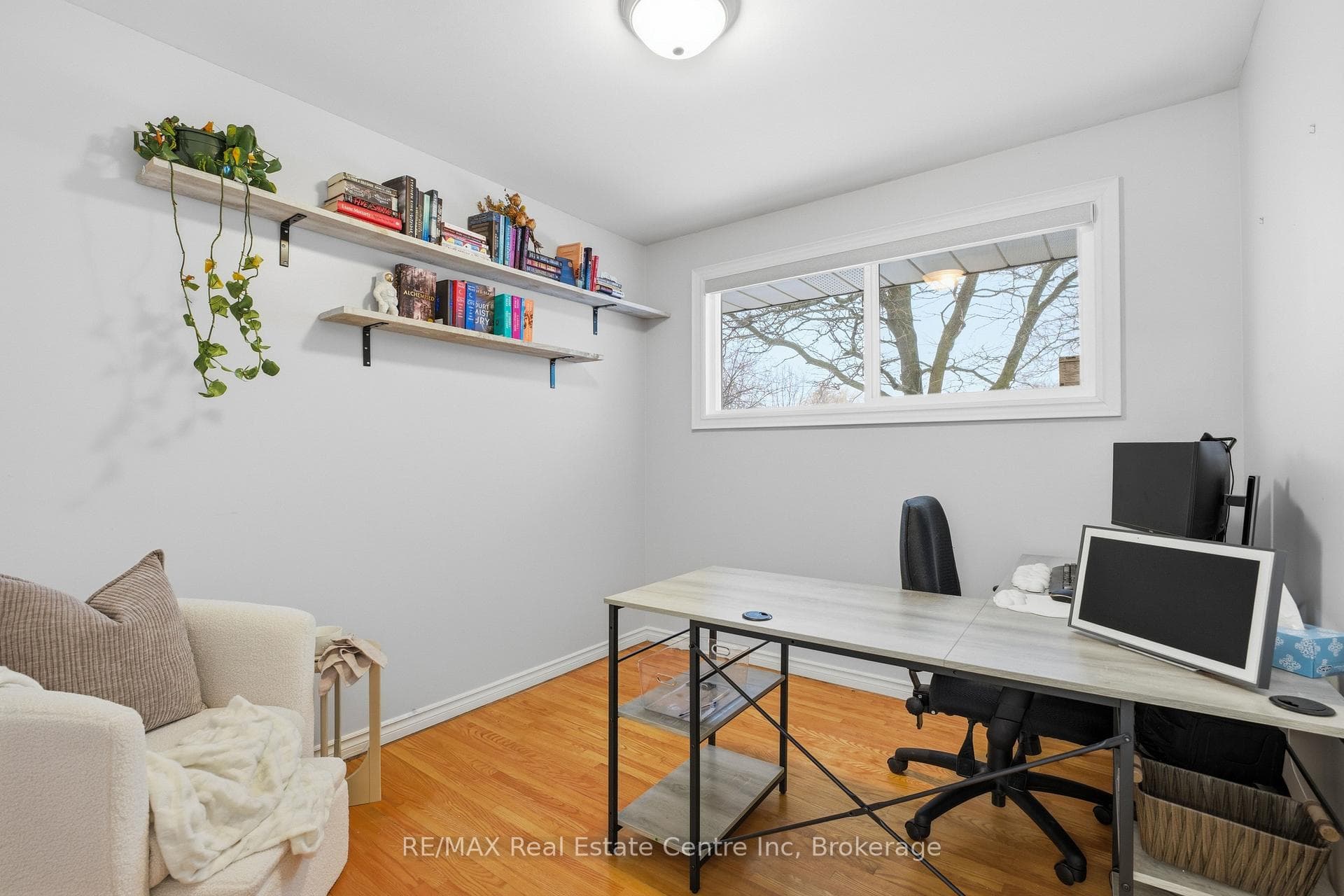 154 Waverley Drive photo 15