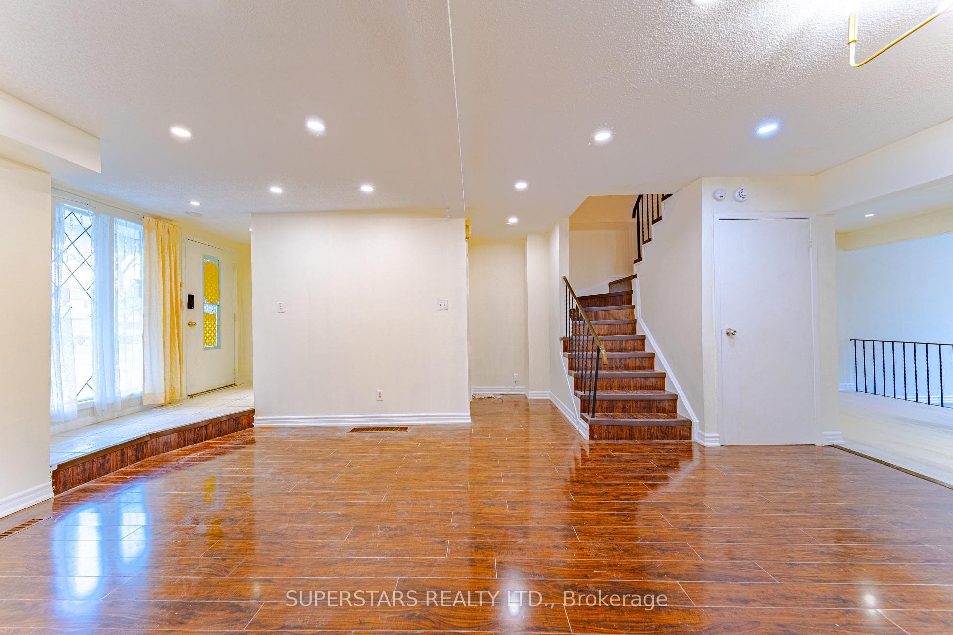 29 Sandy Haven Drive photo 4