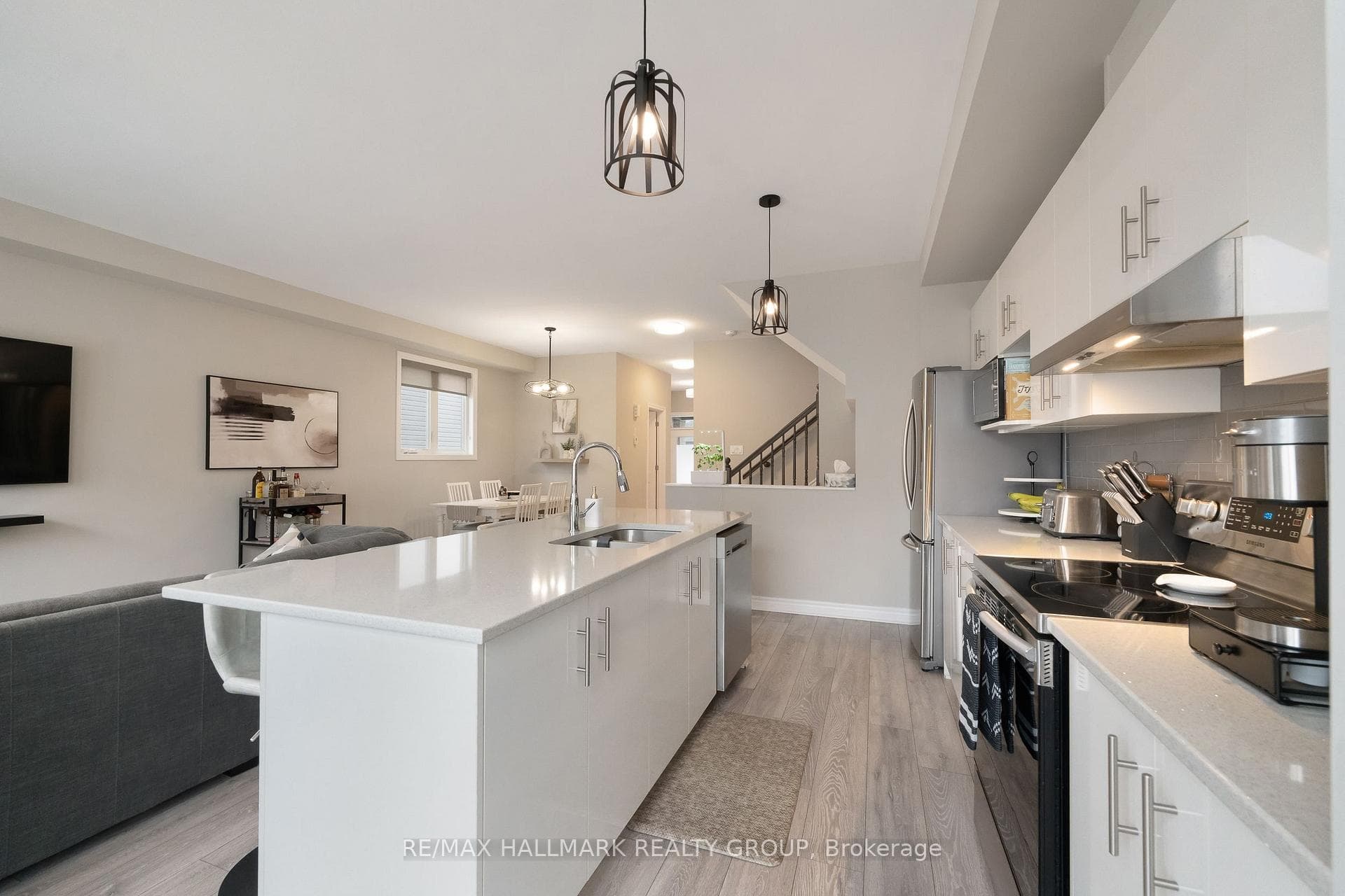 110 Vendome Street photo 15