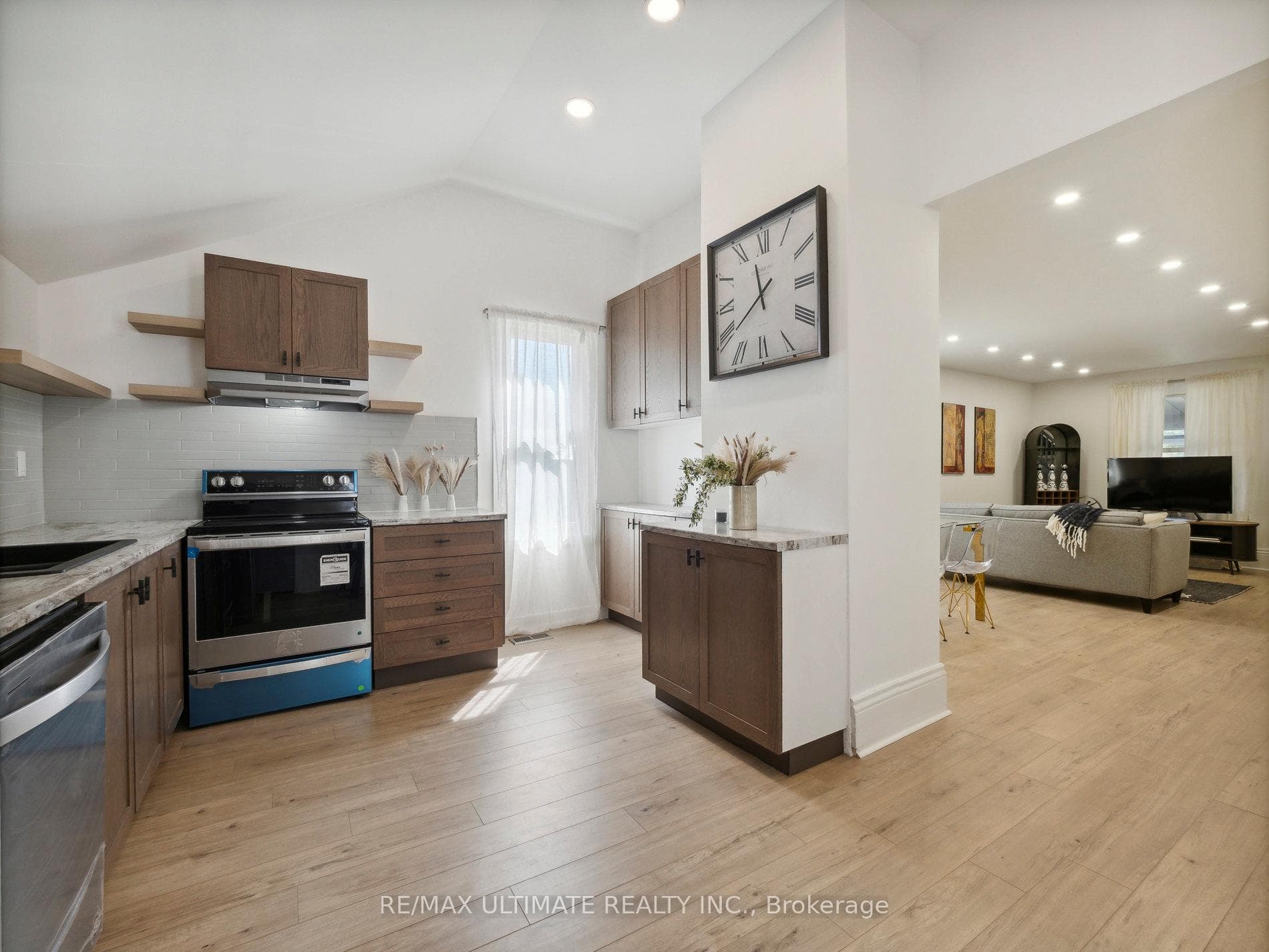 152 Mill Street photo 14