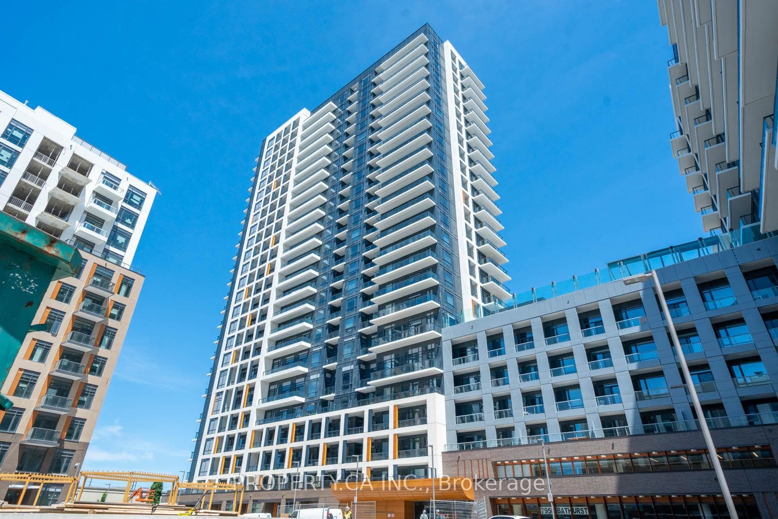 7950 Bathurst Street Unit 2507 photo 3