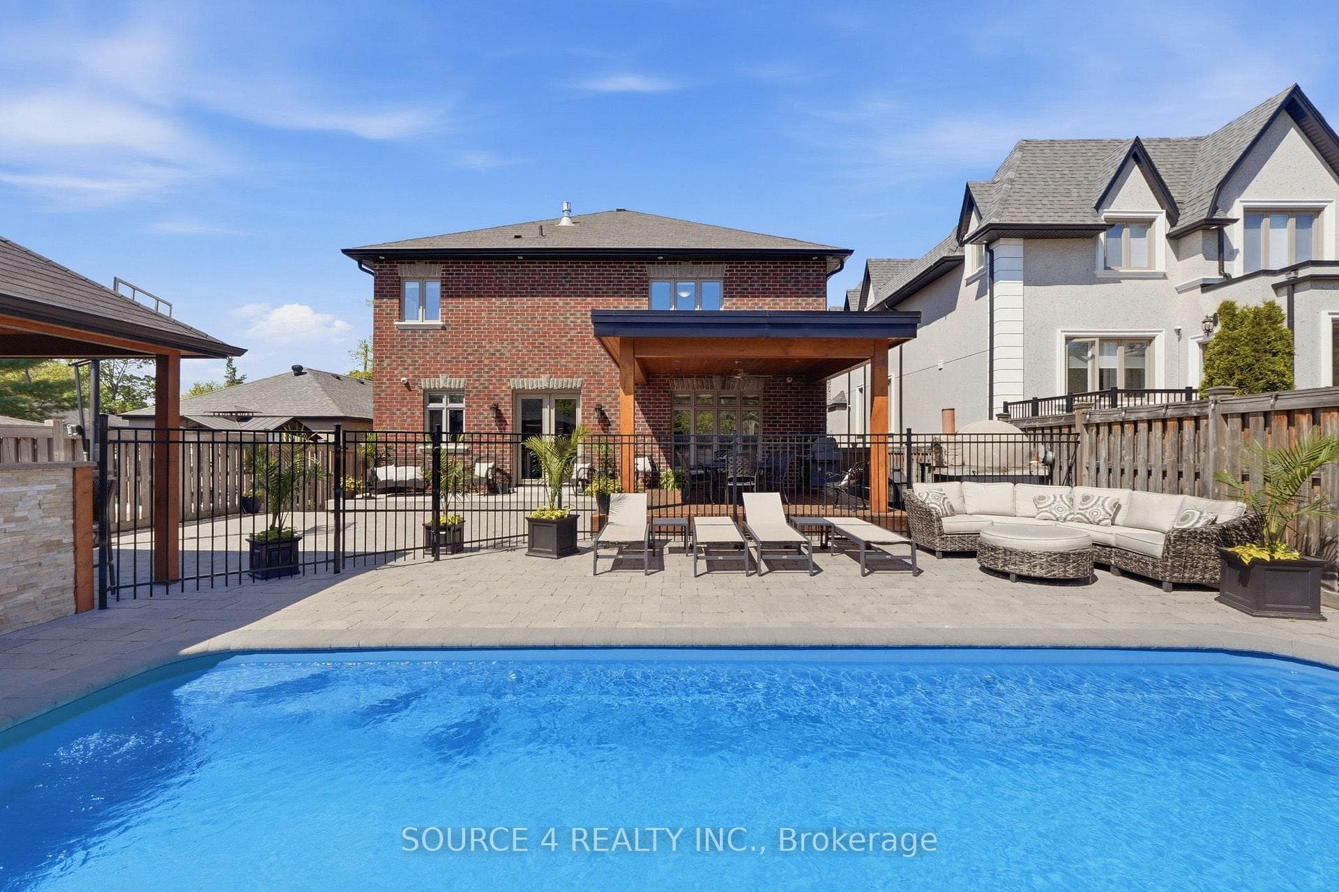 39 Amesbury Drive photo 46