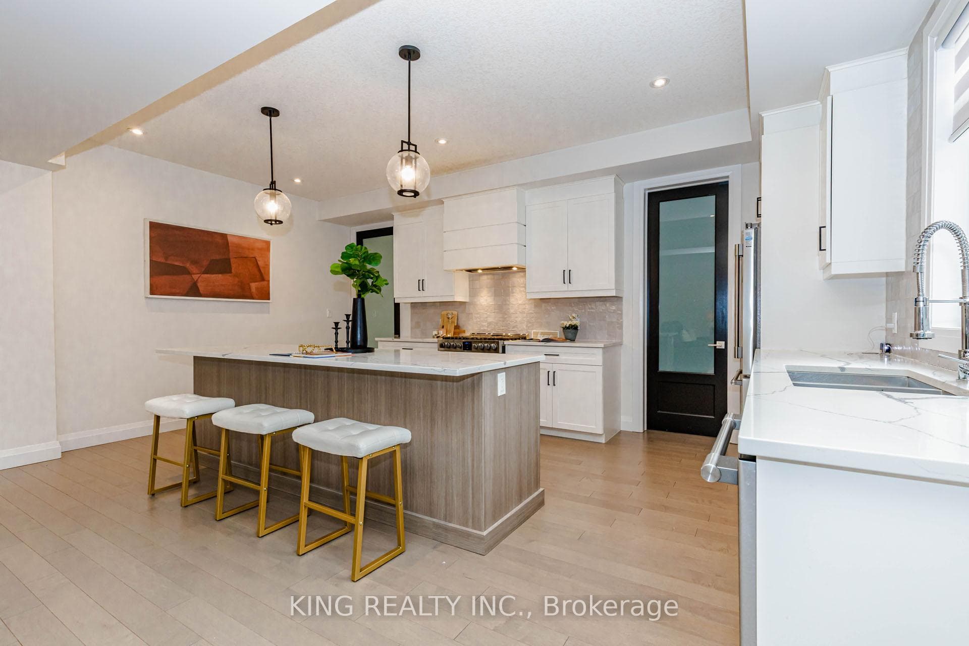 4091 CAMPBELL Street photo 18