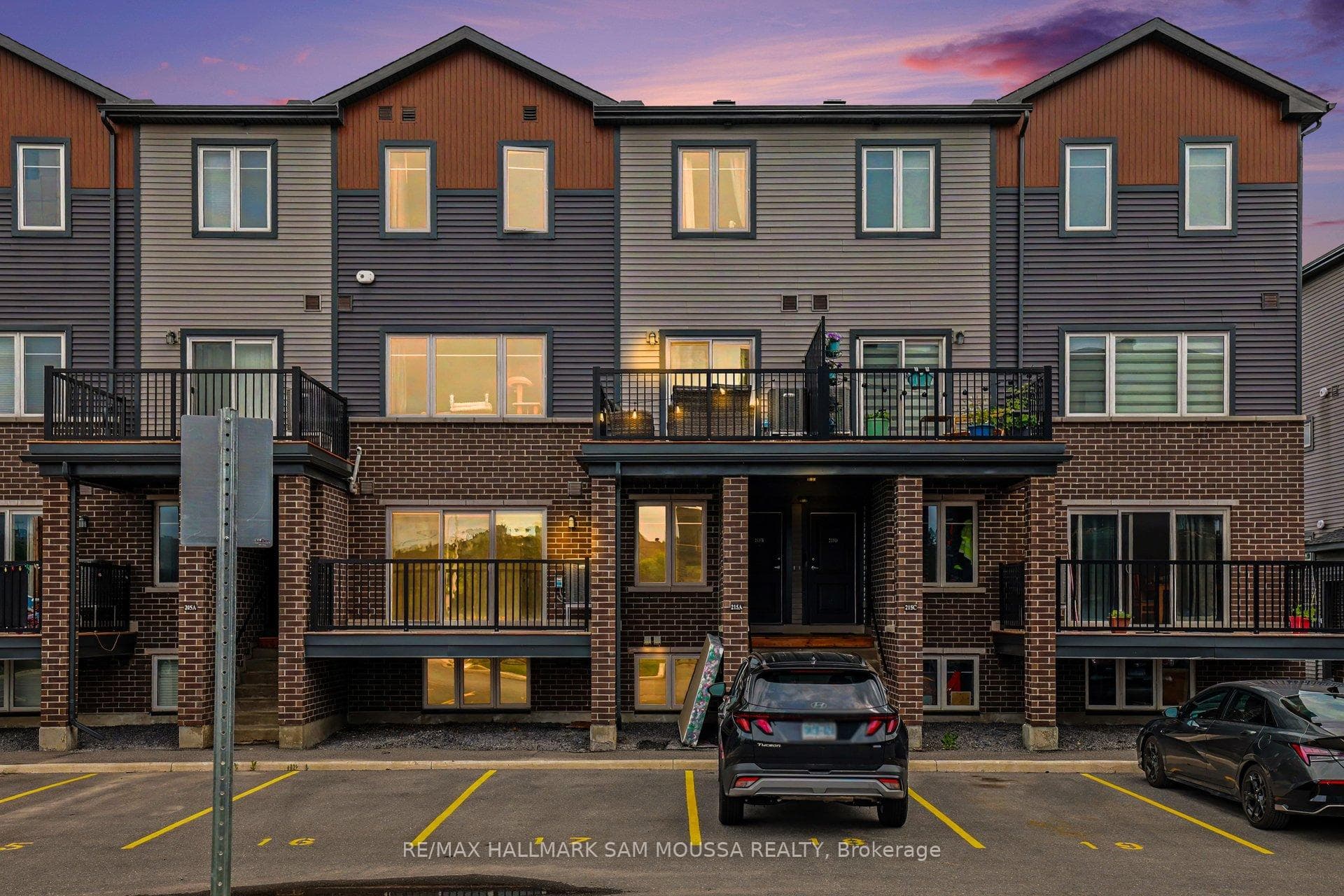 215 Eldorado Private Unit A photo 43