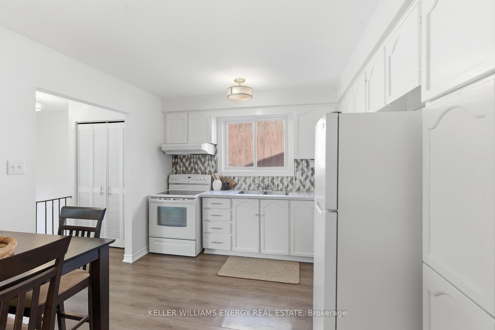 58 Muir Crescent photo 14