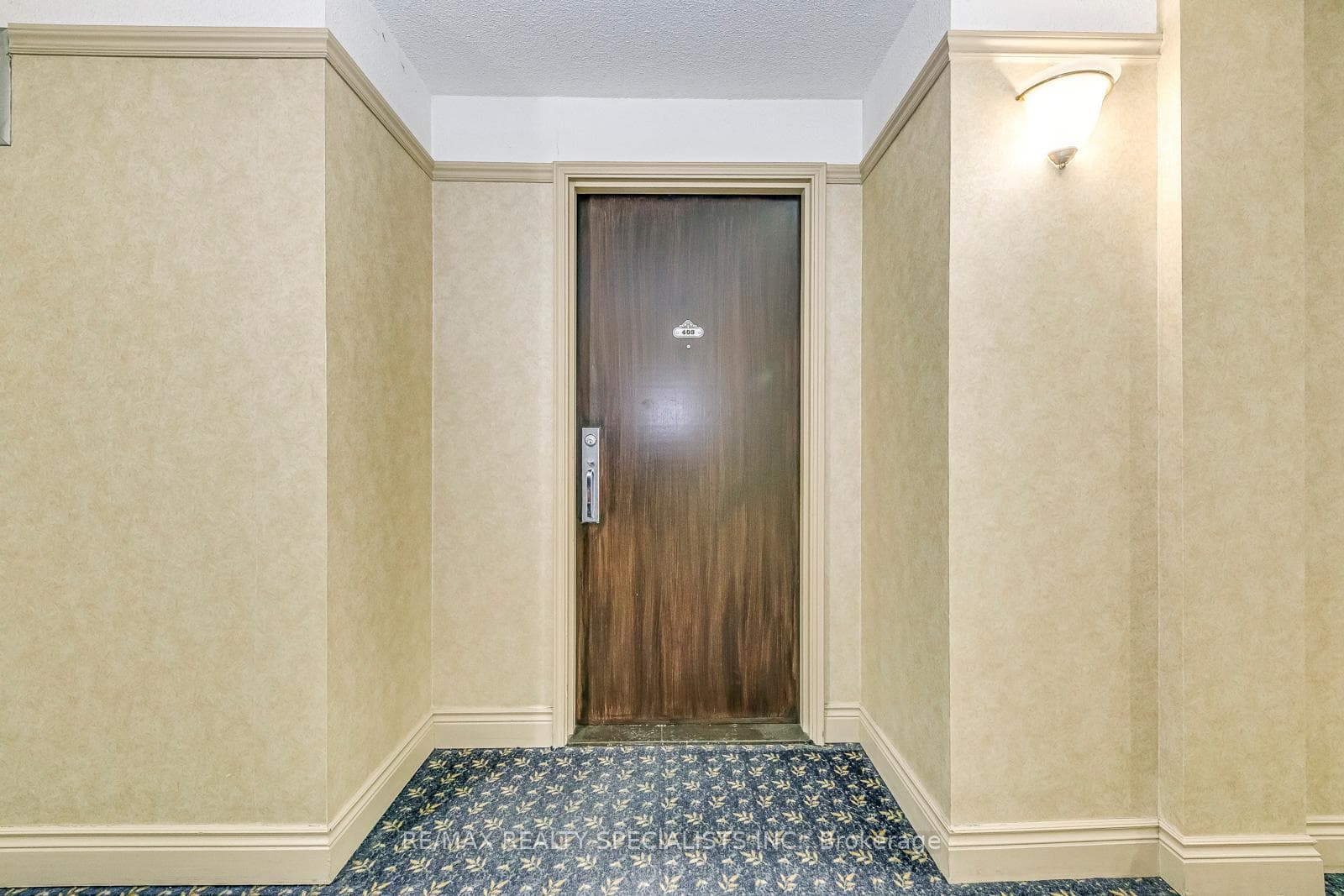 50 Eglinton Avenue Unit 403 photo 8