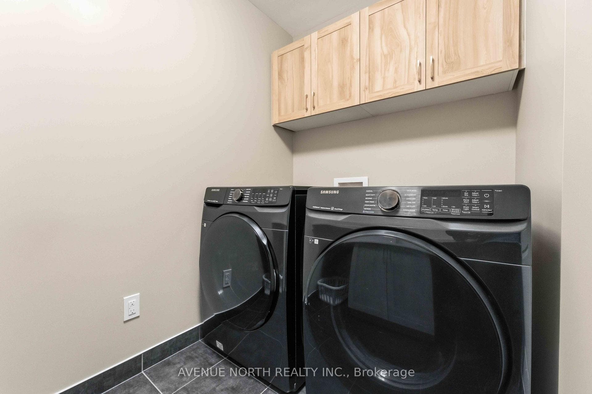 881 Antonio Farley Street photo 22