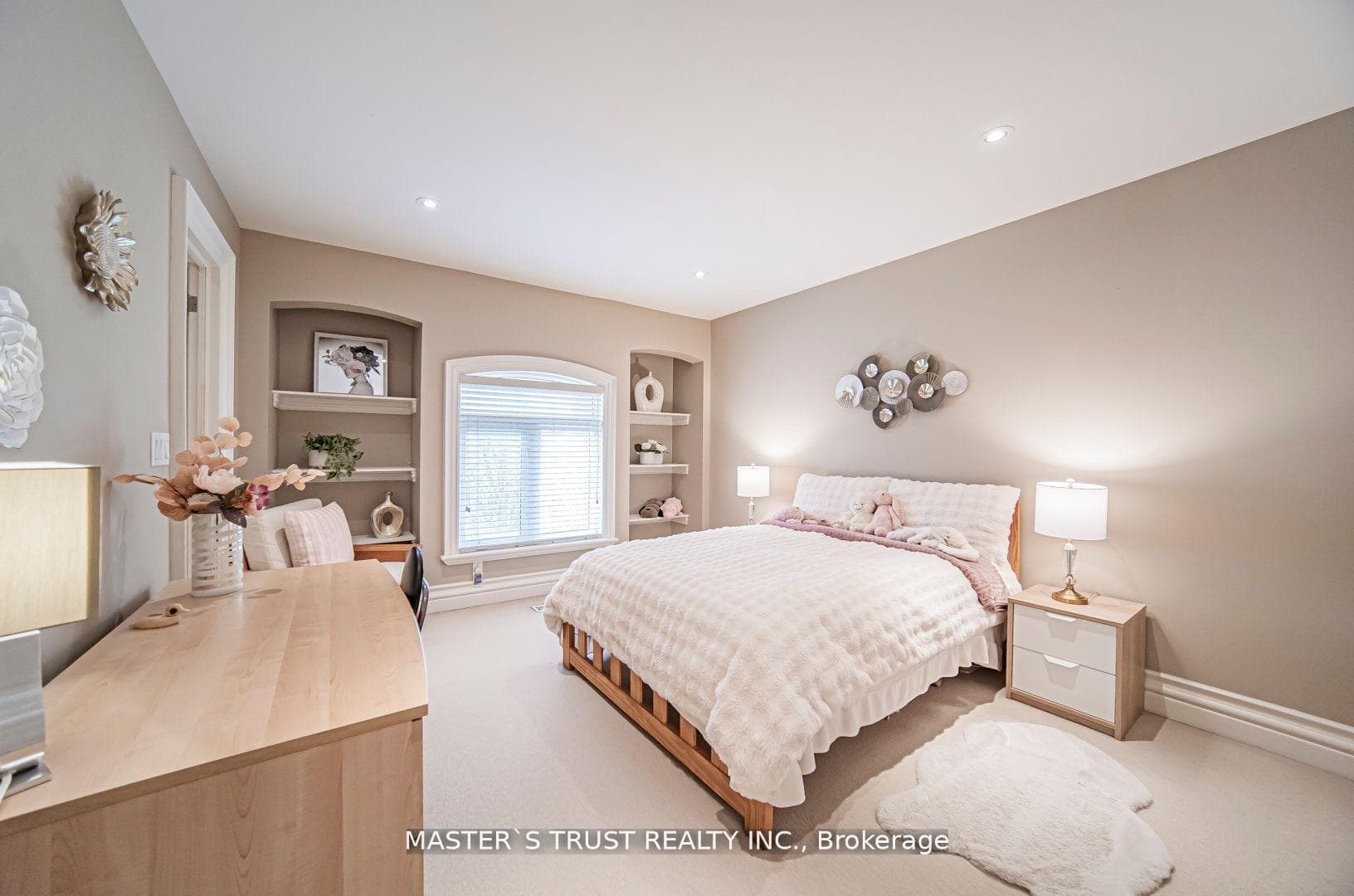 322B Empress Avenue photo 27