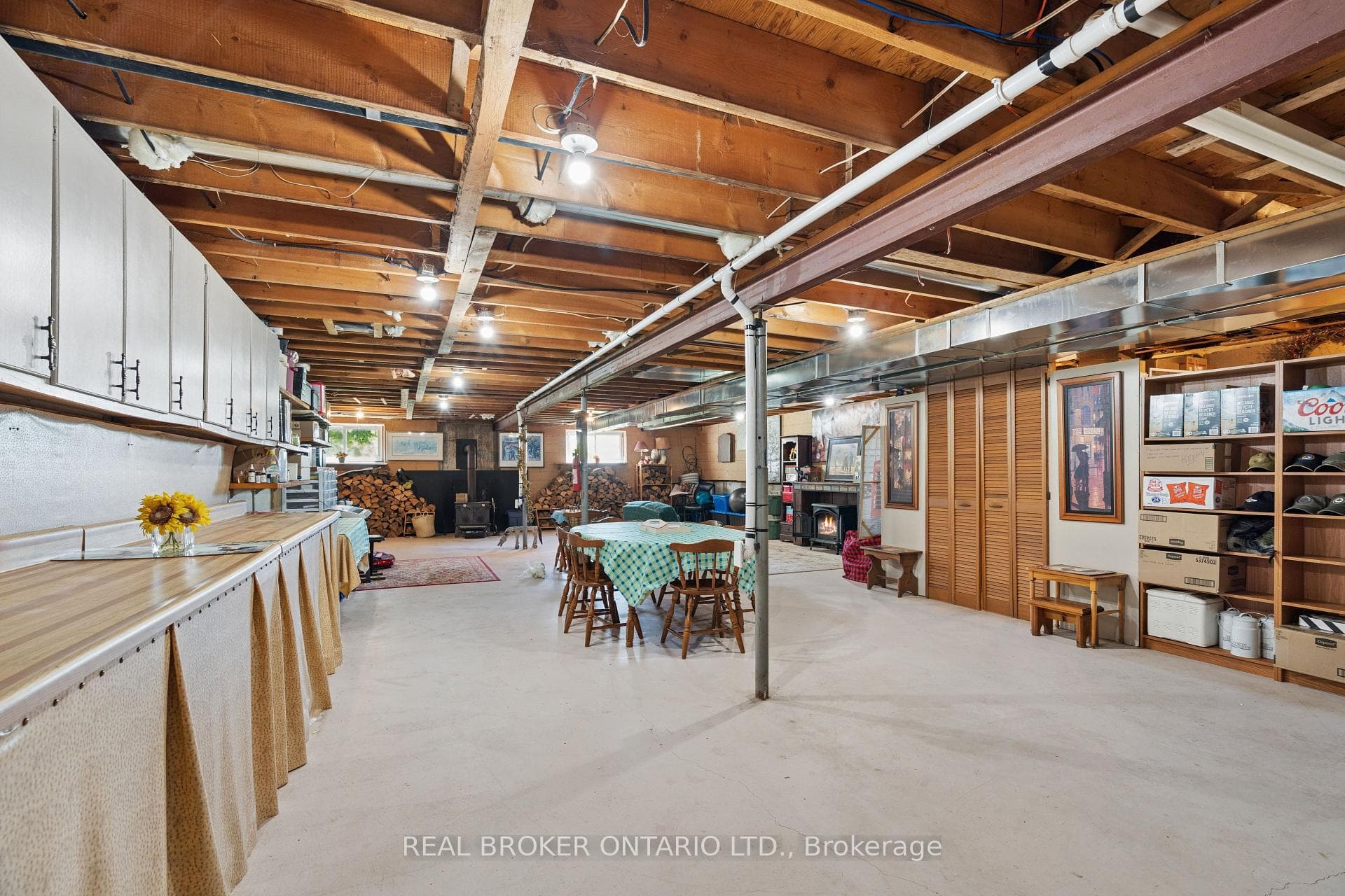 5678 Fourth Line photo 30