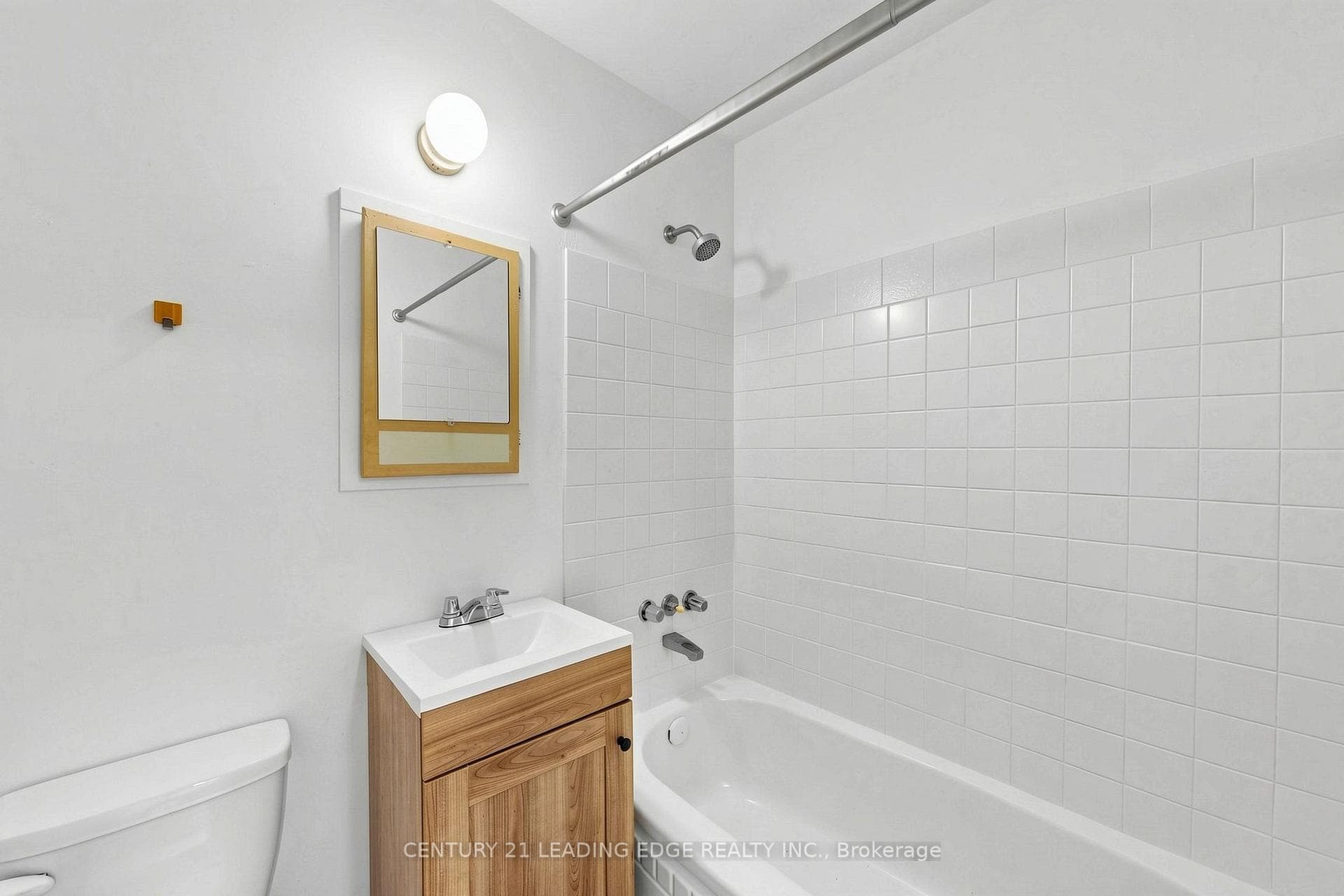 18 Brock Street Unit 3 photo 21