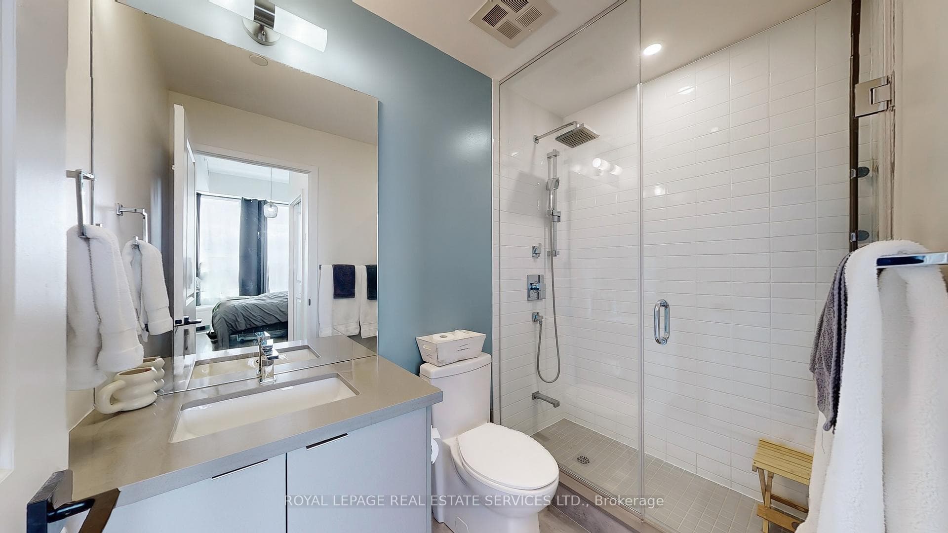 2481 Taunton Road Unit 251 photo 16