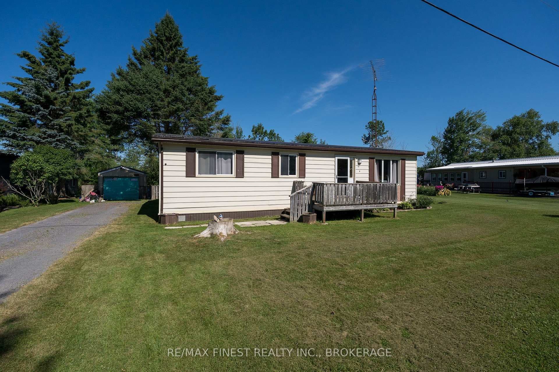 4317 E R Orser Drive photo 3