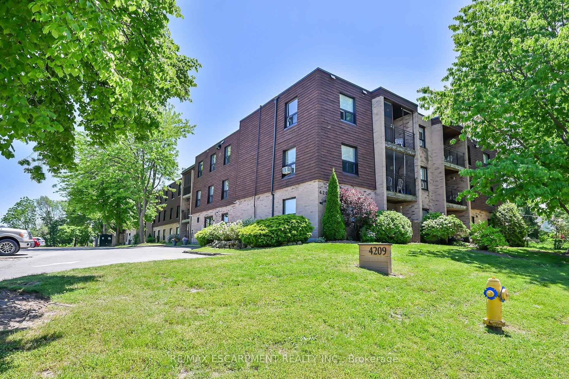 4209 Hixon Street Unit 305 photo 1