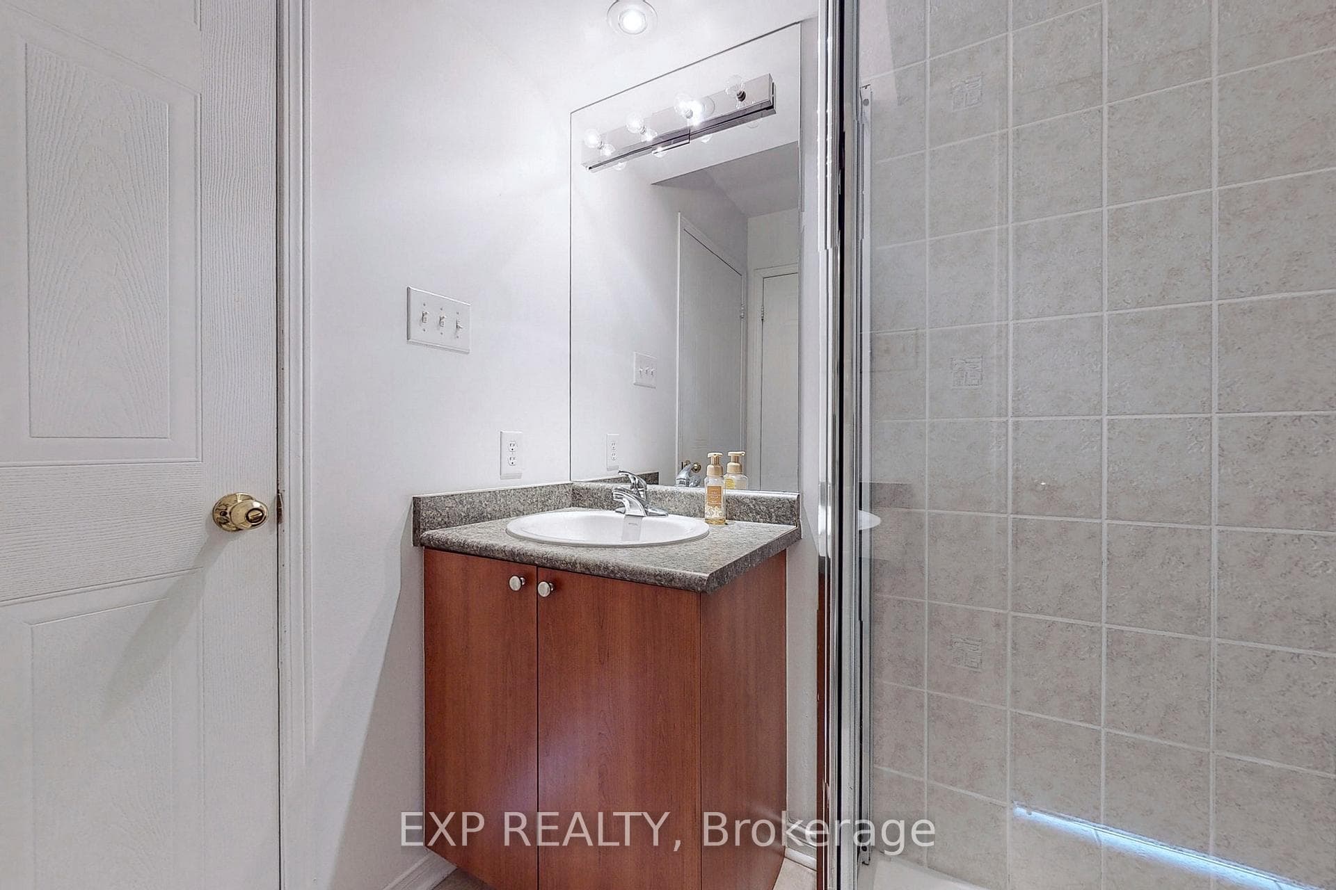 3088 Eglinton Avenue Unit 84 photo 22
