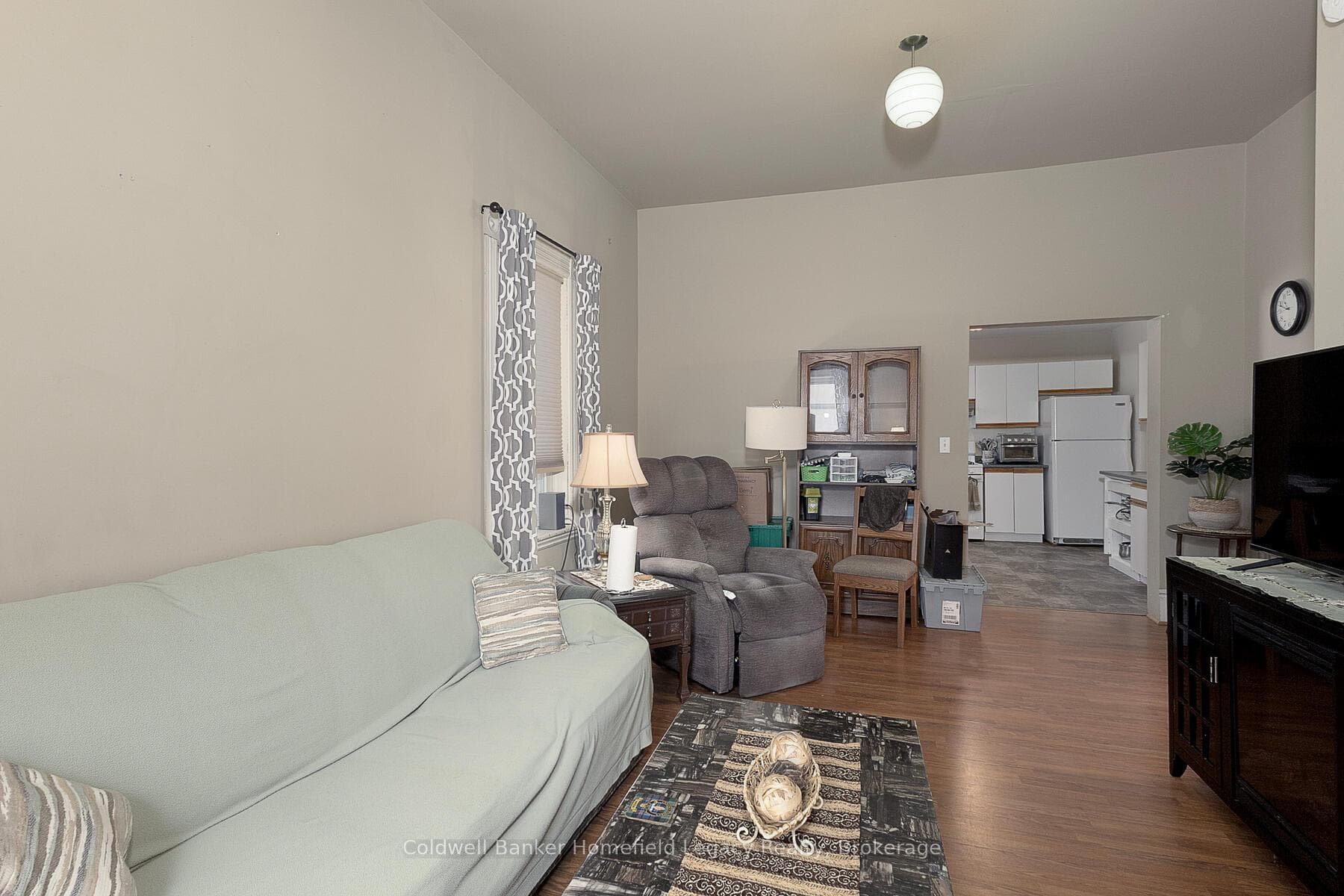36 Thomas Street photo 12