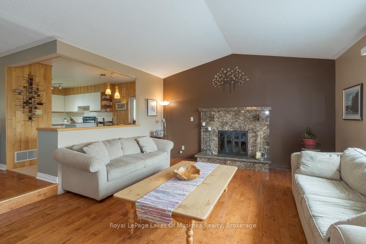 110 Dill Street photo 15