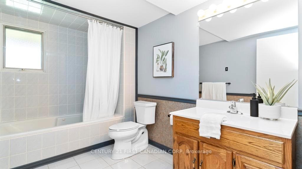 2344 BENTIM Road photo 27