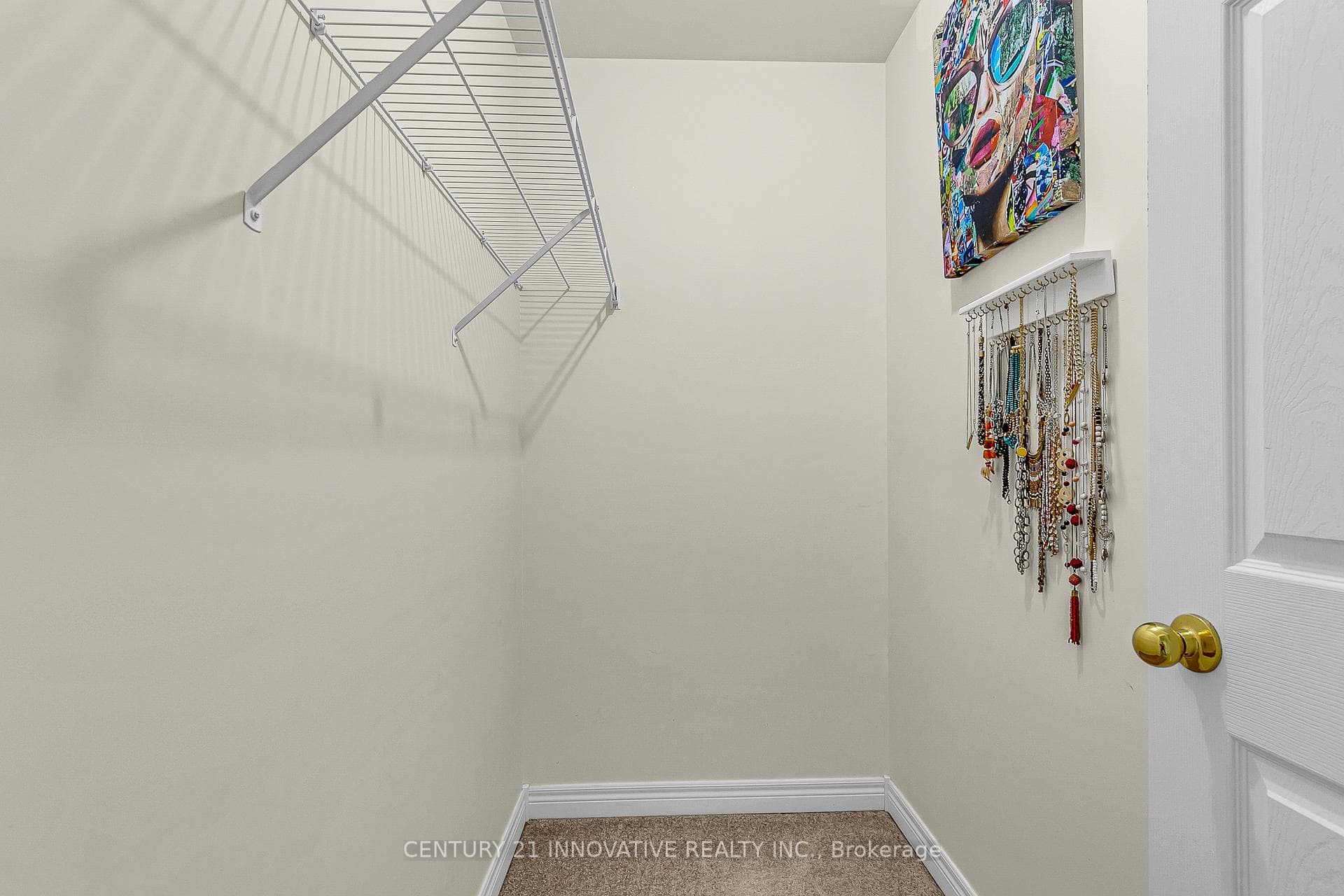 180 Bennie Avenue photo 19
