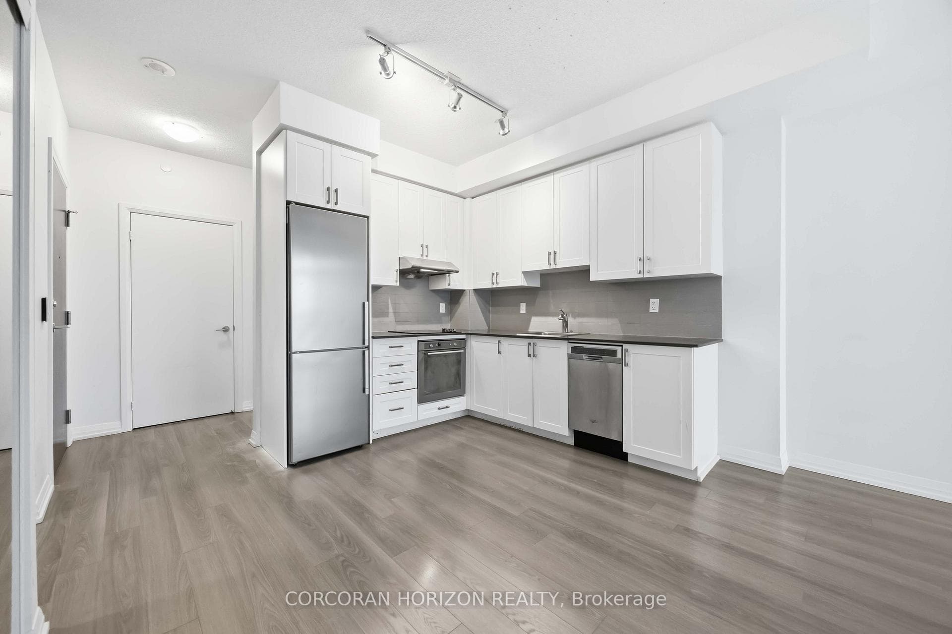 55 Ann O'Reilly Road Unit 1307 photo 10