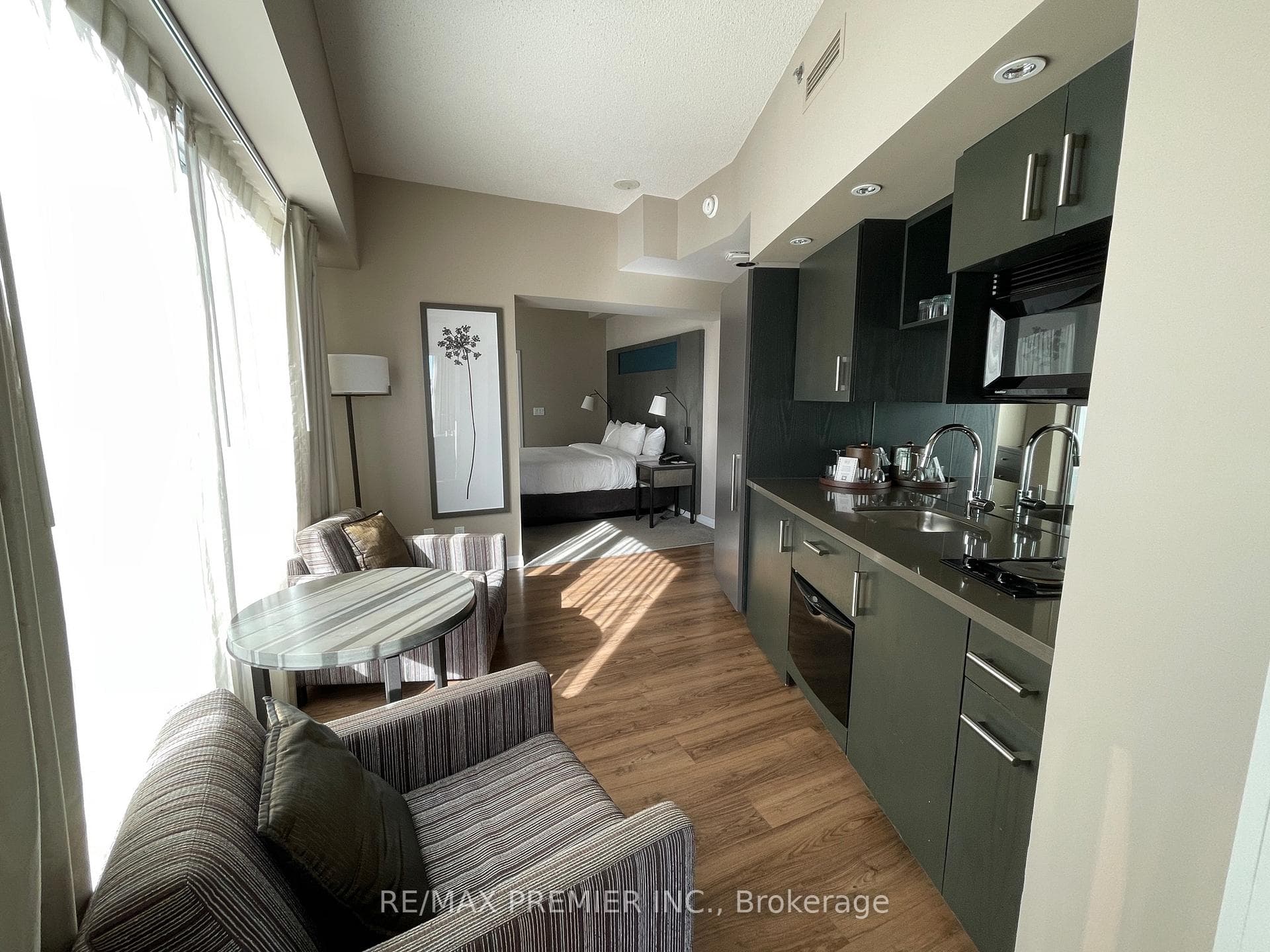 1 King Street Unit 3012 photo 9