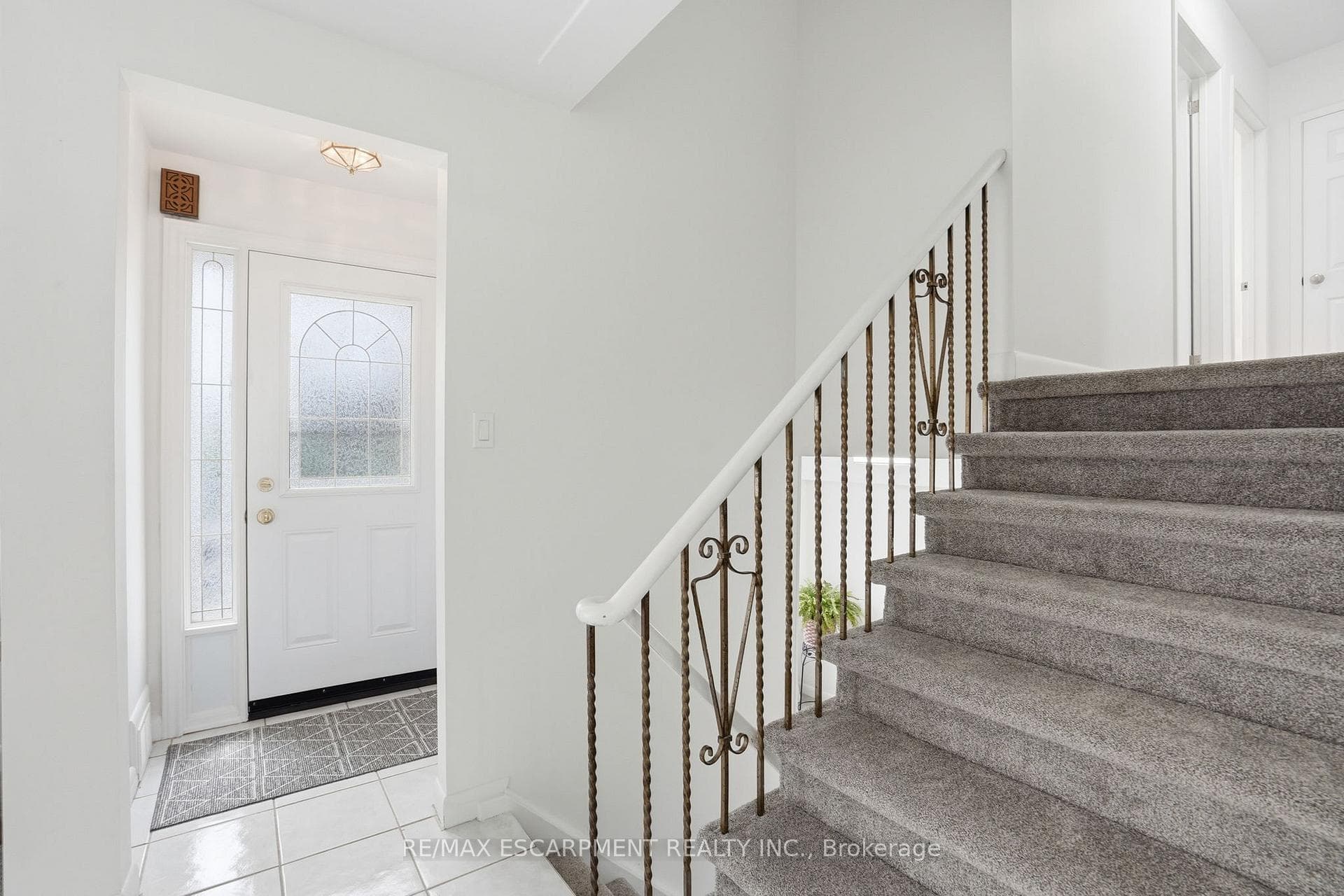 773 Paling Road photo 2