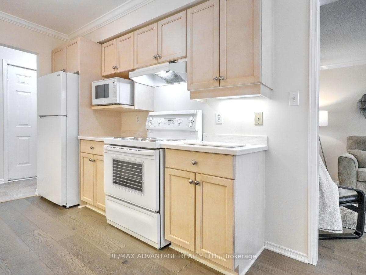 515 Proudfoot Lane Unit 17 photo 21