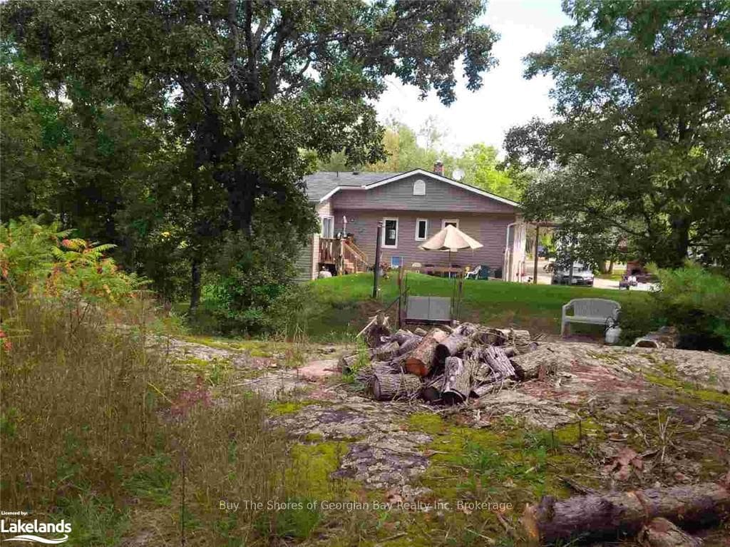 659 HONEY HARBOUR Road photo 35